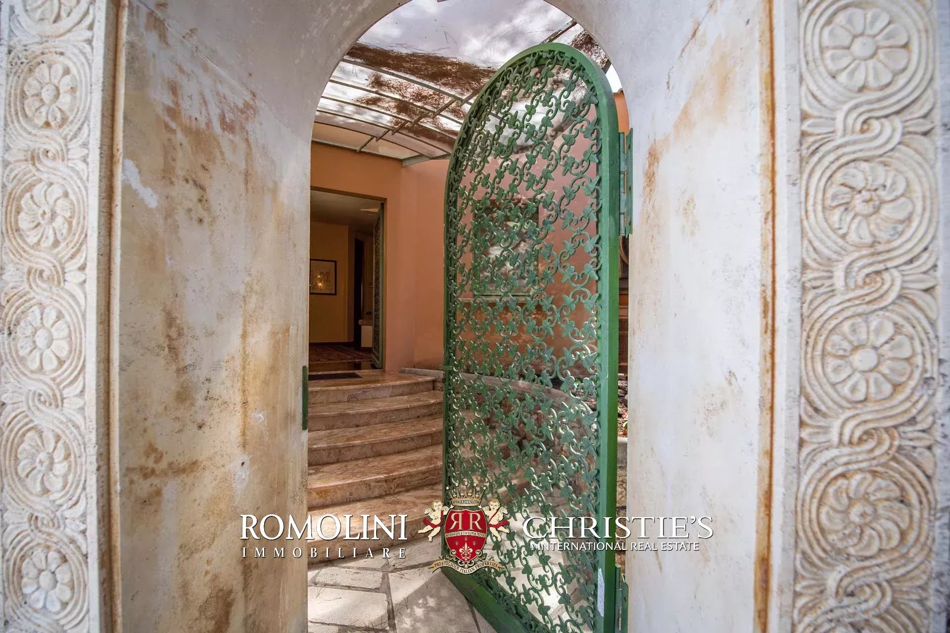 4 Bedroom Villa/Townhouse's Image 31