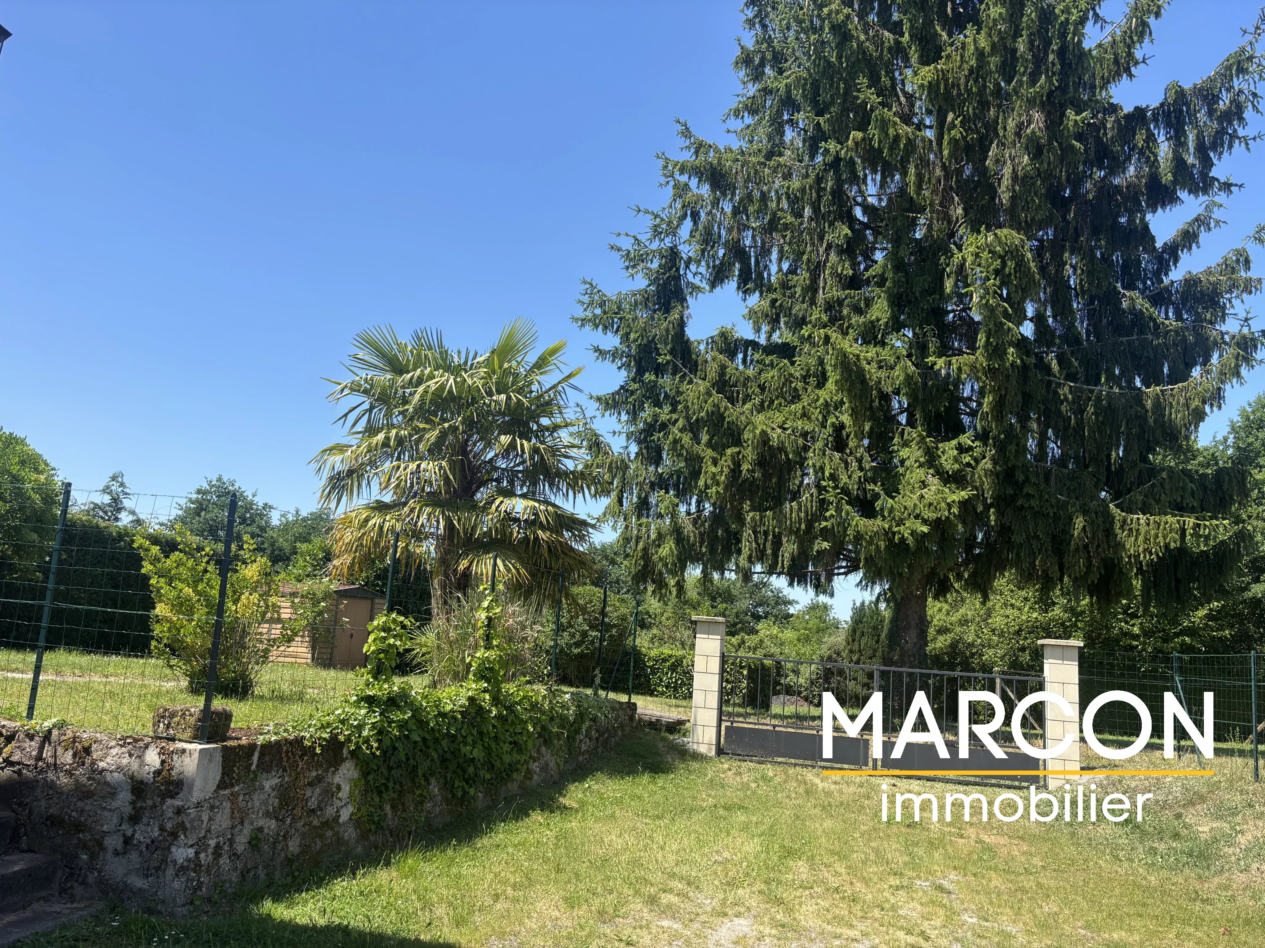 BELLE MAISON DE CAMPAGNE