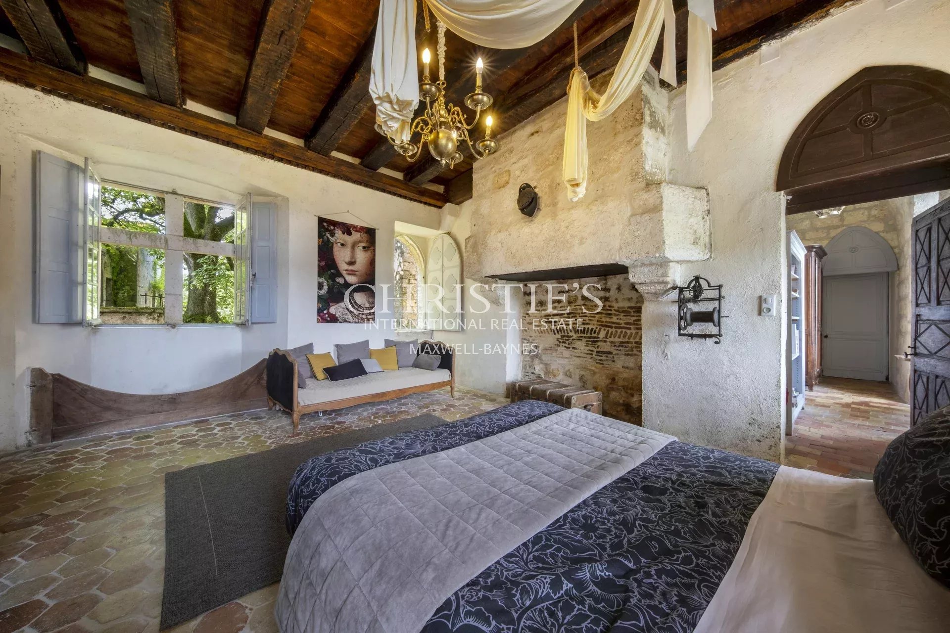 7 Bedroom Chateau's Image 15