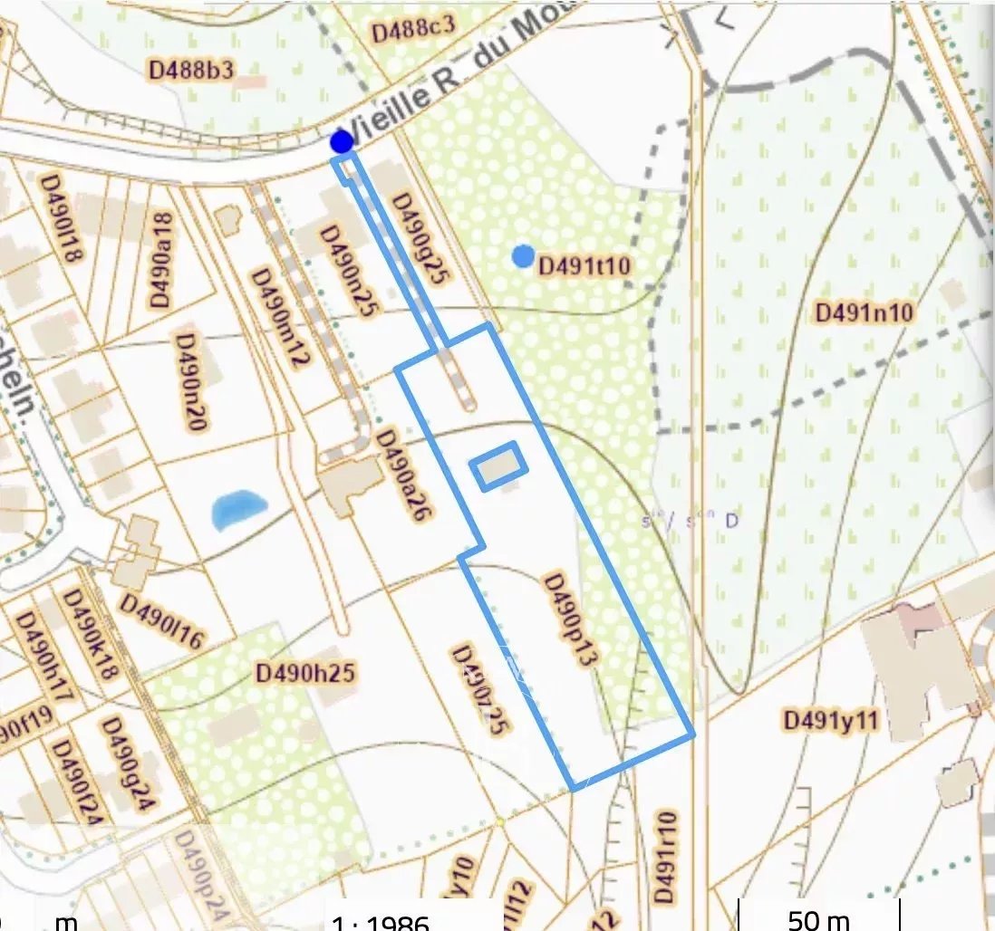 Uccle - House to renovate - Beautiful land of 55 ares