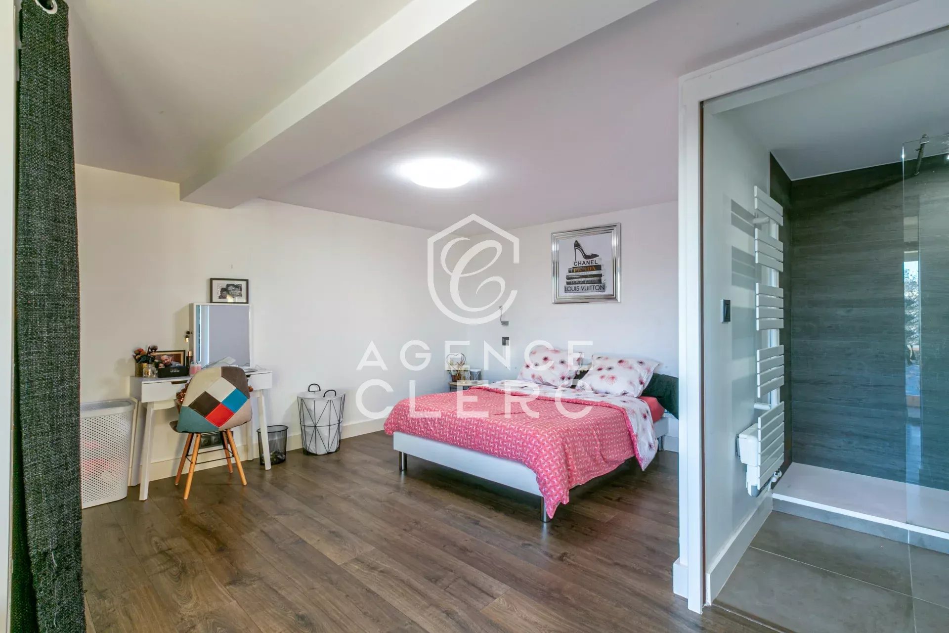5 Bedroom Villa/Townhouse's Image 29