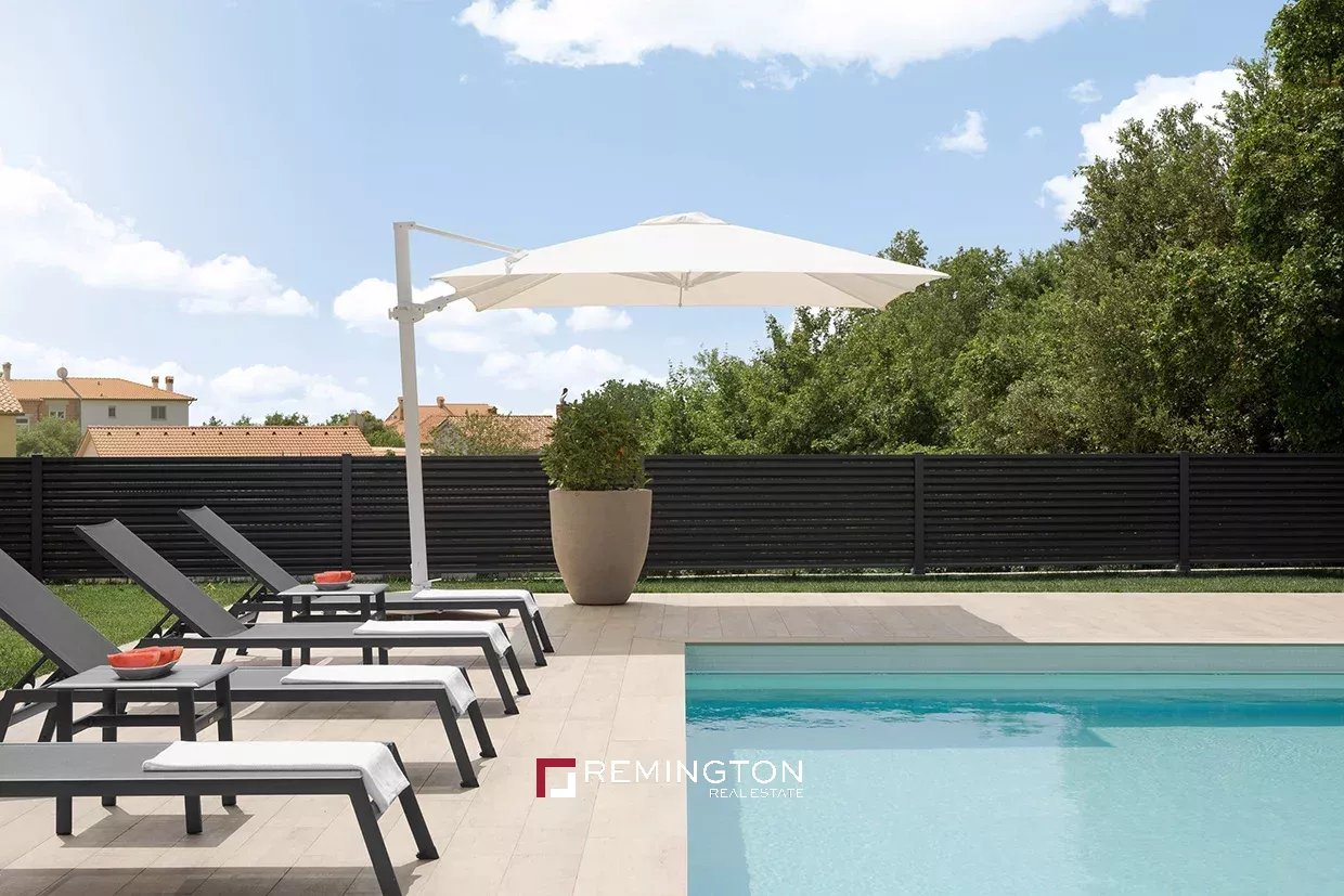 4 Bedroom Villa/Townhouse's Image 19