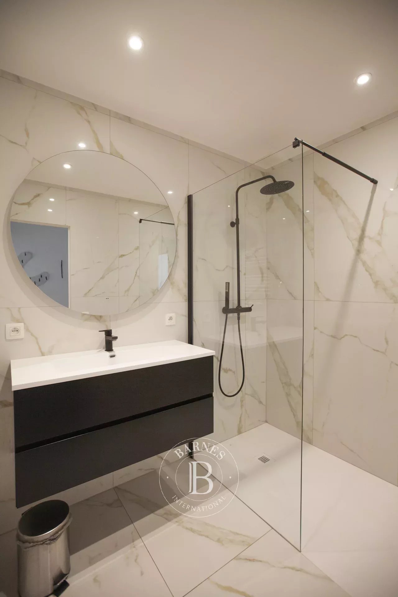 Parc de Forest - Furnished 2-bedroom apartment