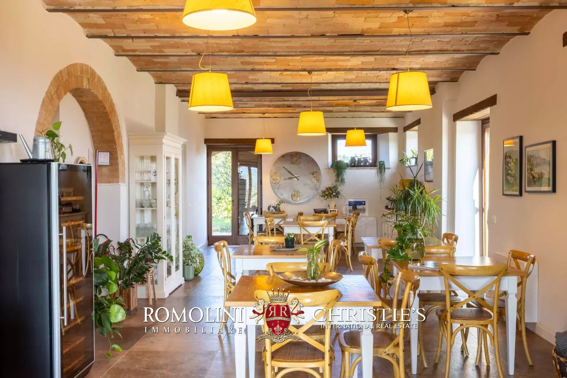 9 Bedroom Villa/Townhouse's Image 27