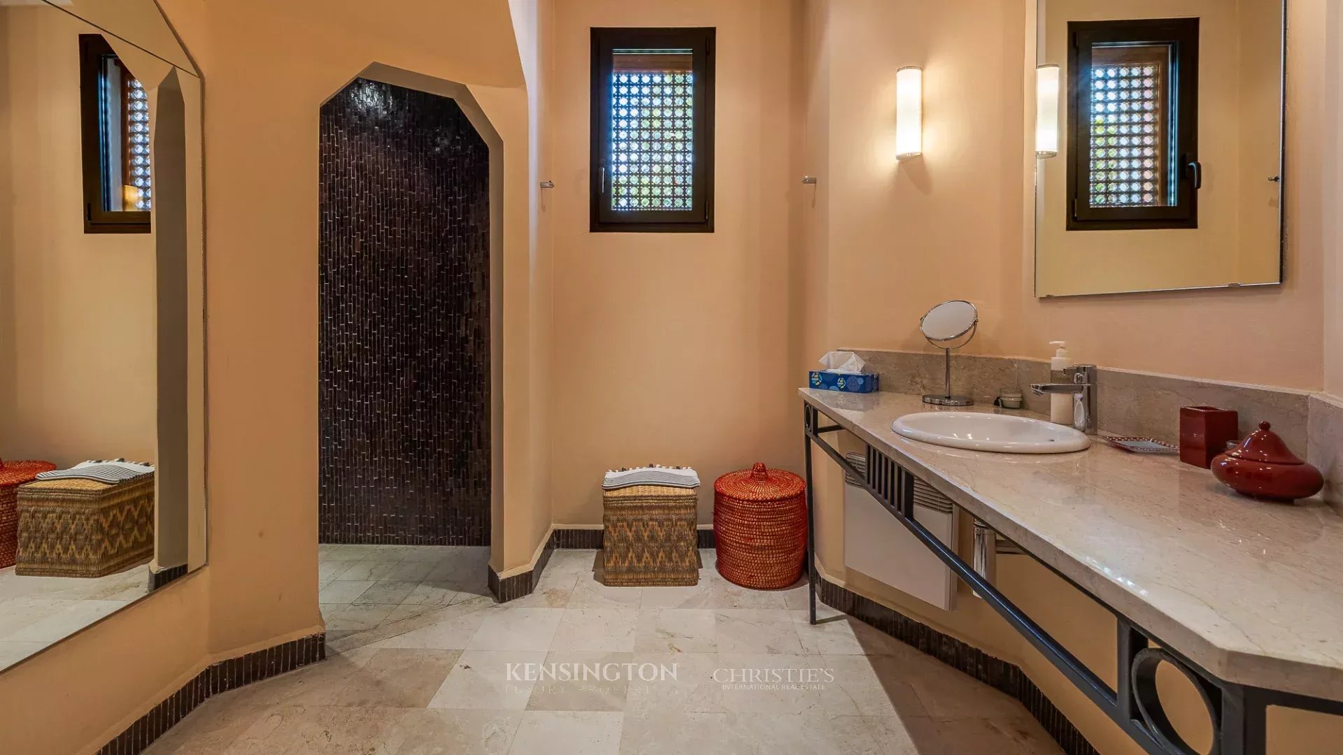 5 Bedroom Villa/Townhouse's Image 20