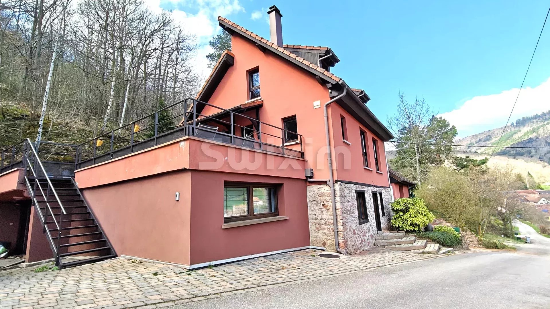 Agence immobilière de SWISS PLAN SAS