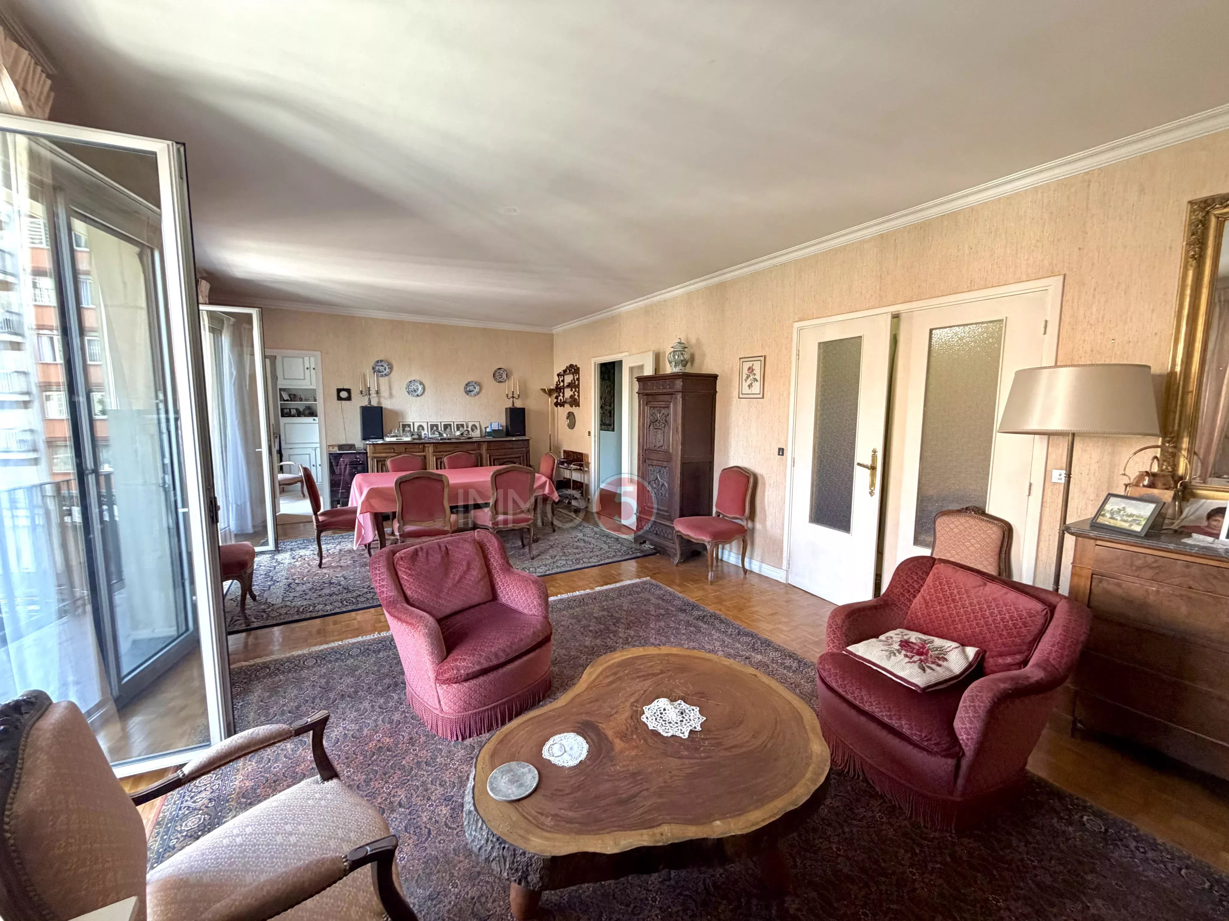 APPARTEMENT 3 CHAMBRES CENTRE VILLE LE RAINCY