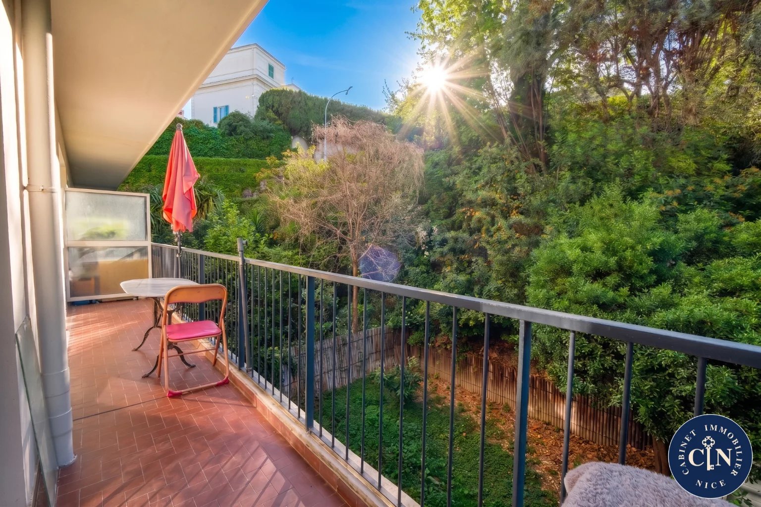2 pièces – Cimiez – Résidence sécurisée – Balcon au calme - Photo 2