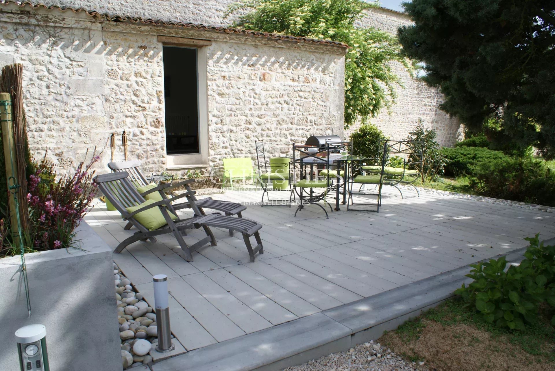 9 Bedroom Villa/Townhouse's Image 18