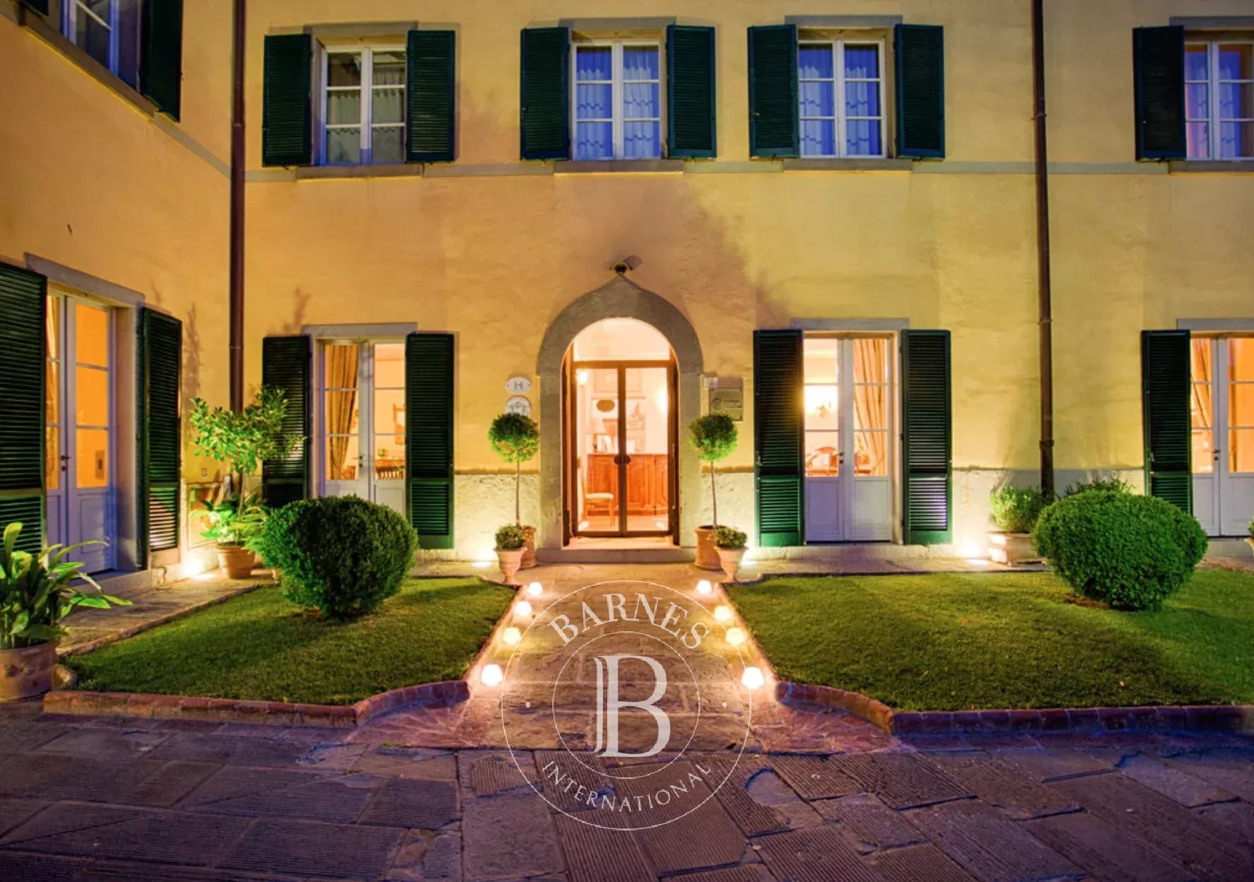 Hôtel Cortona  -  ref 86405524 (picture 3)