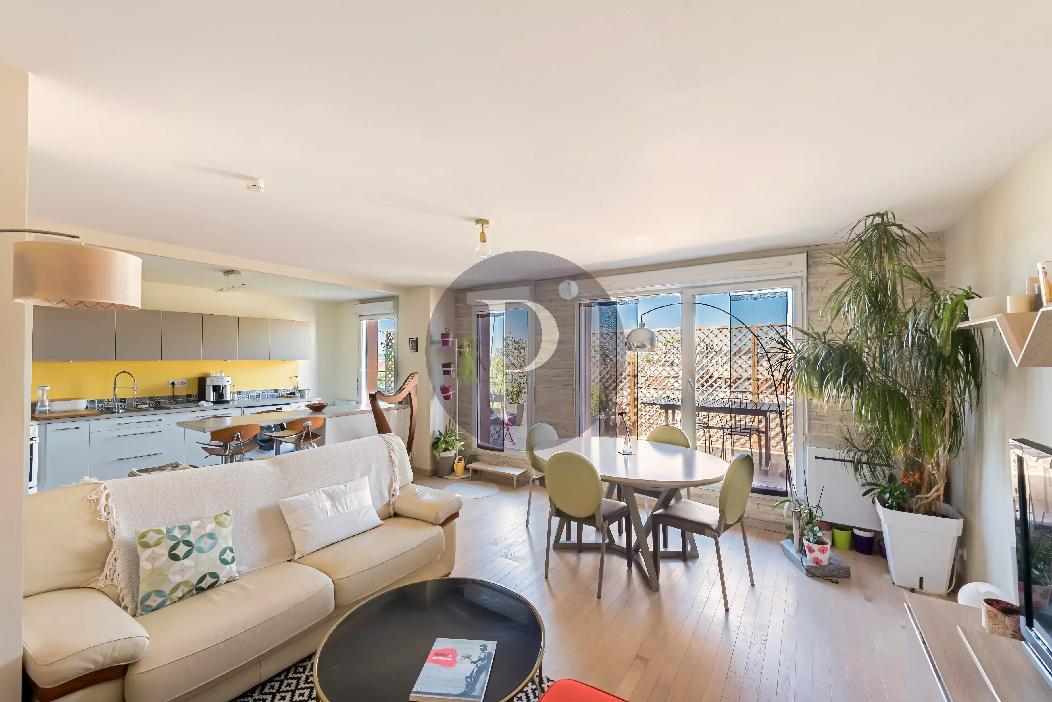 vente-appartement-5-pieces-lhay-les-roses-86941557