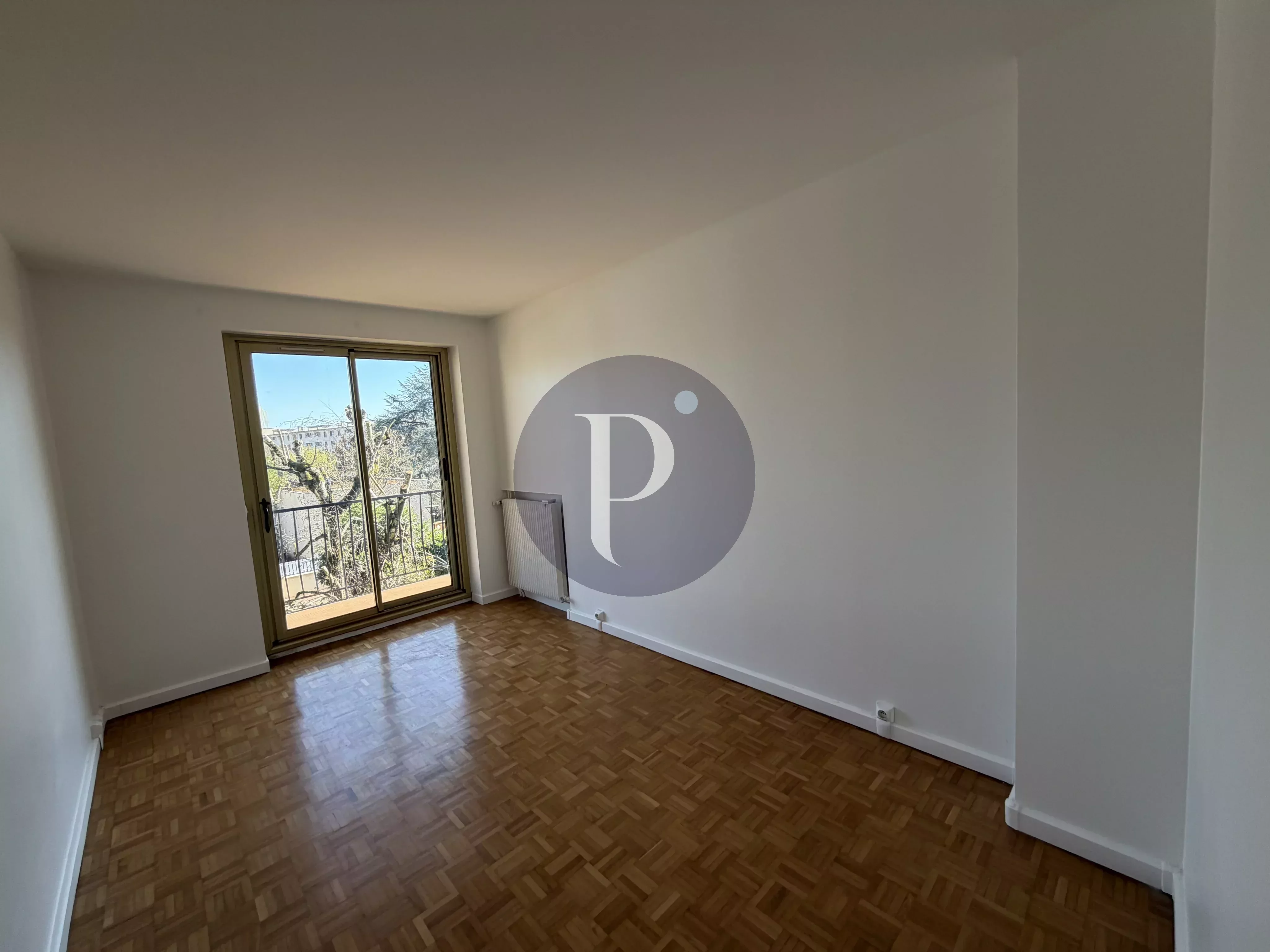 location-appartement-2-pieces-le-plessis-robinson-83867452