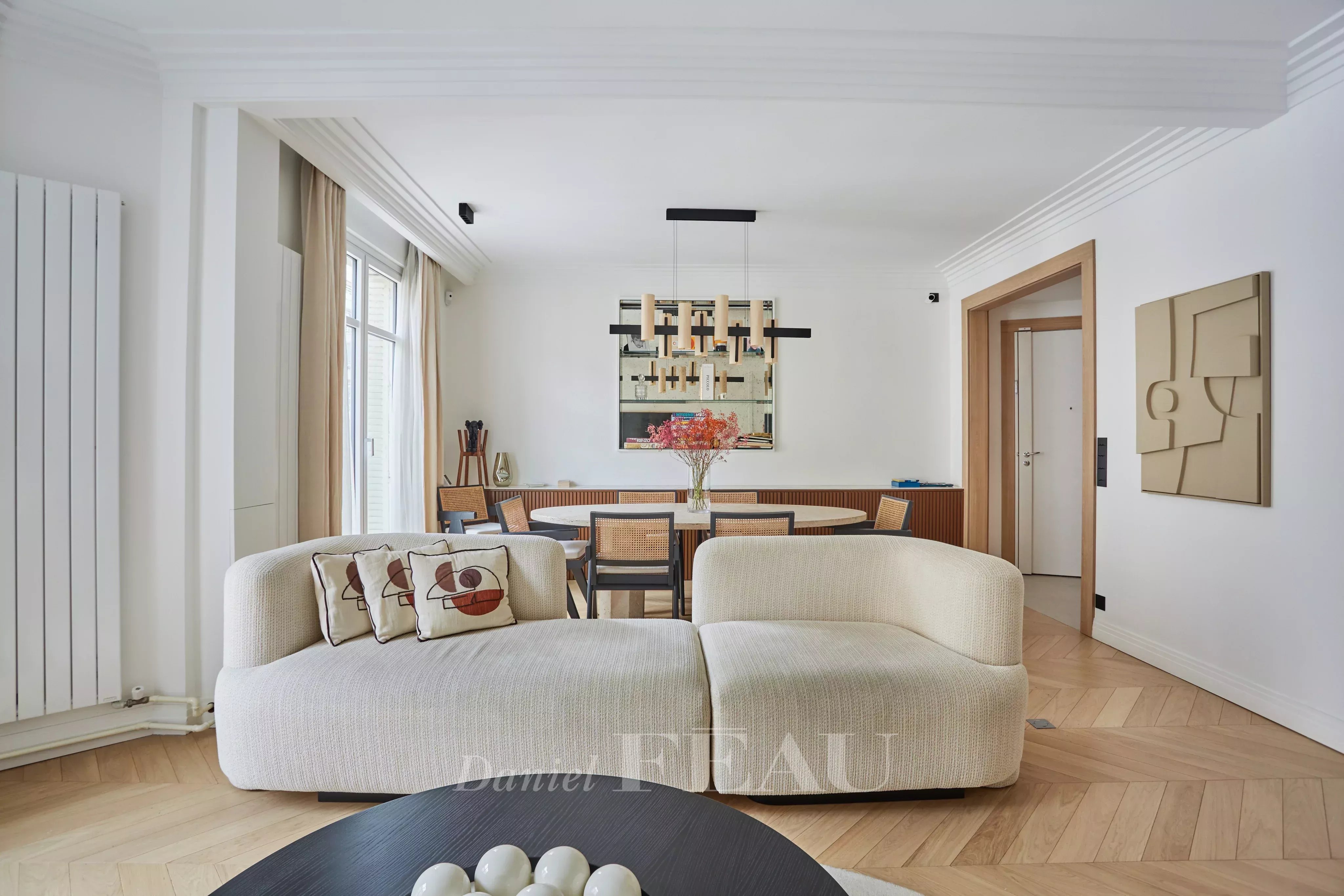 Sale Apartment Paris 16th