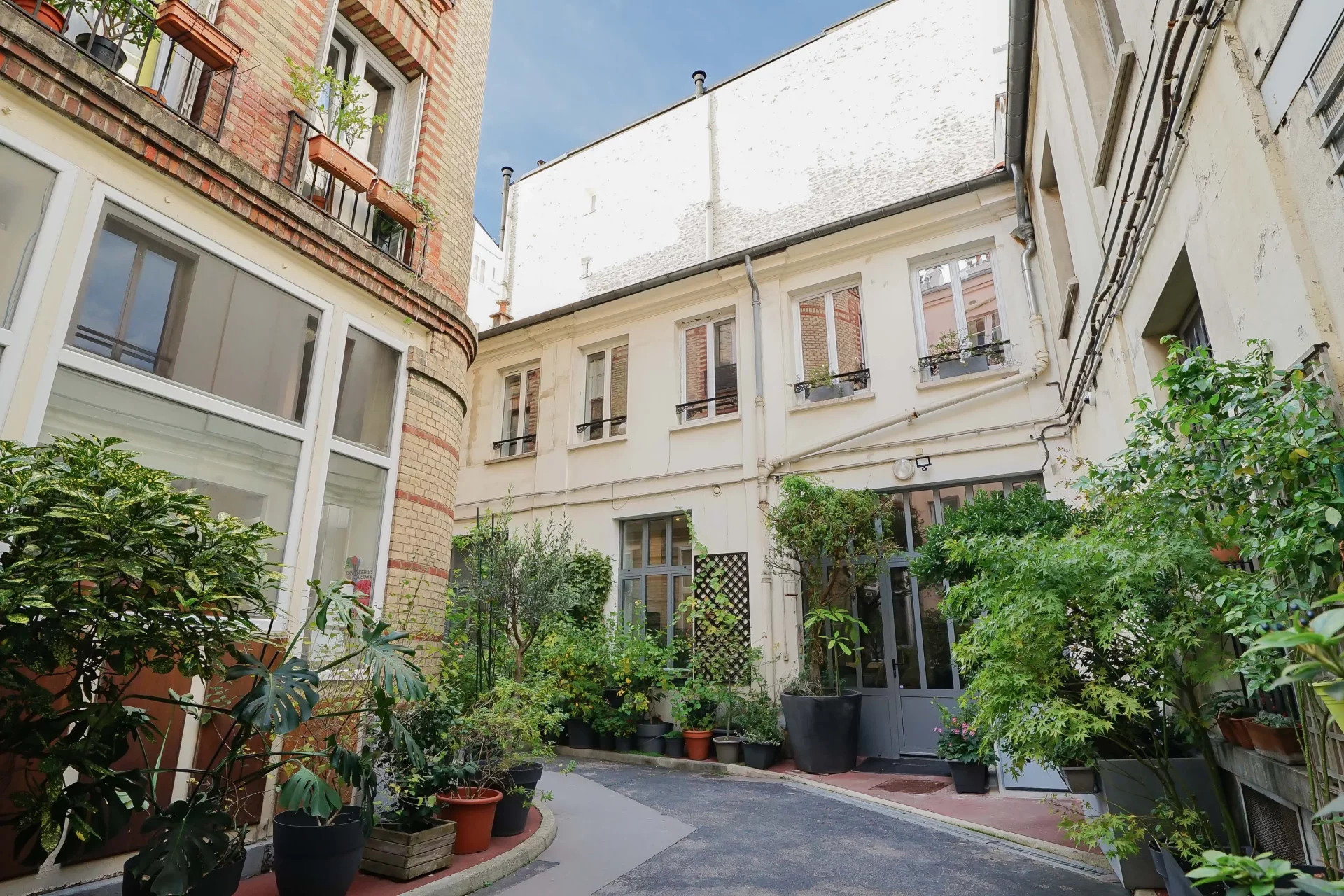 Paris 18e - RUE DOUDEAUVILLE