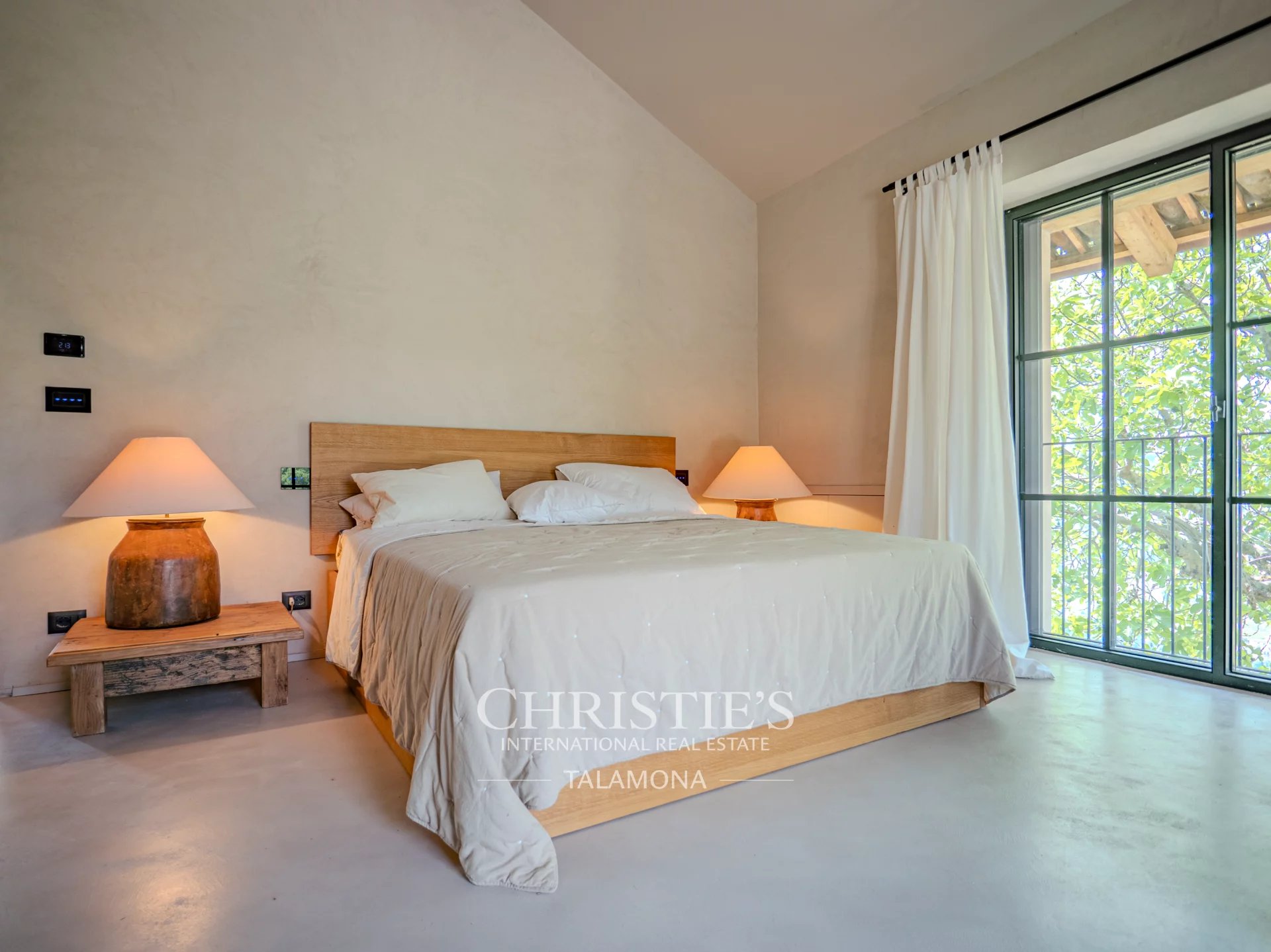4 Bedroom Villa/Townhouse's Image 41