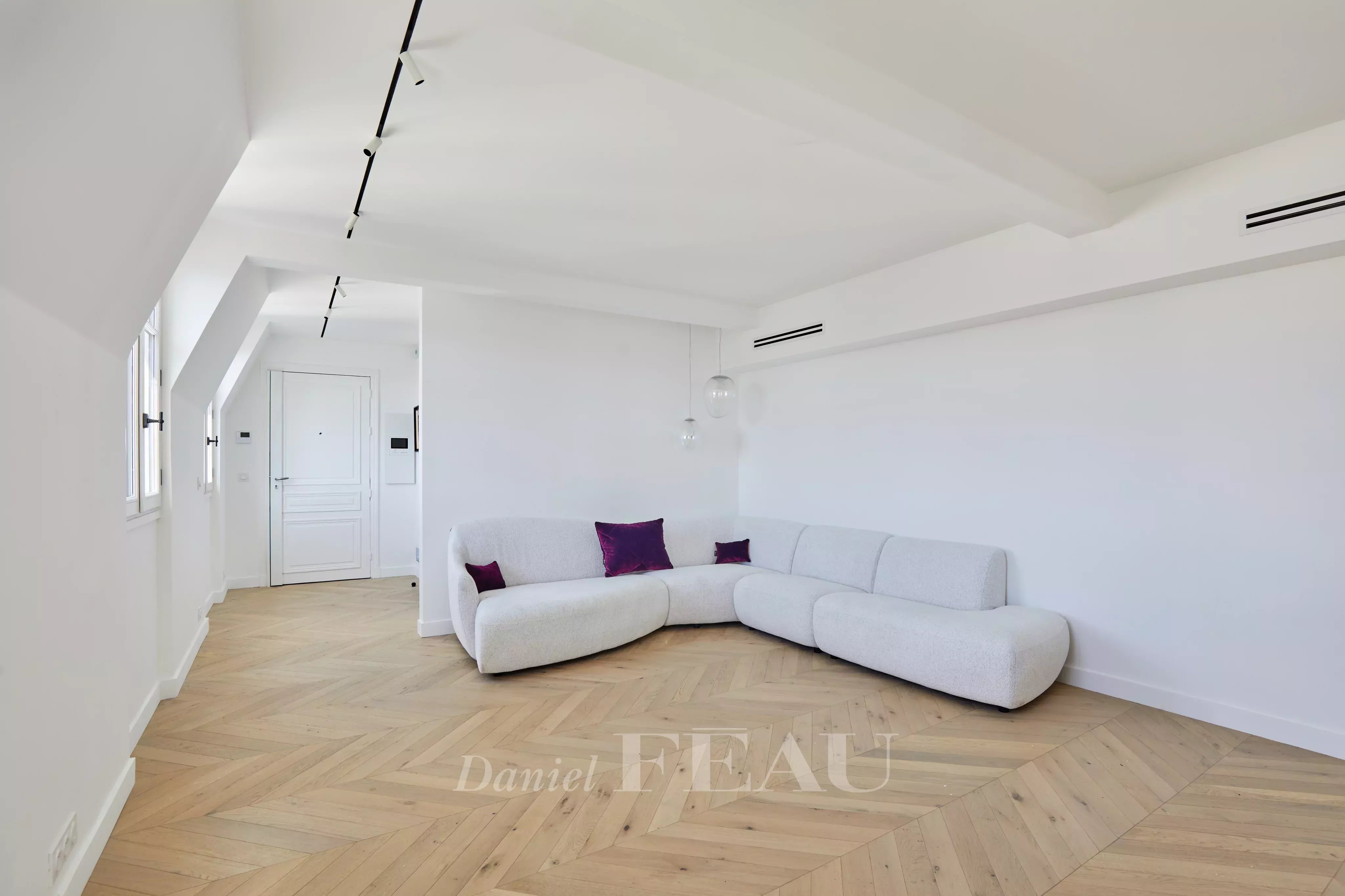 Location Appartement Paris 8ème