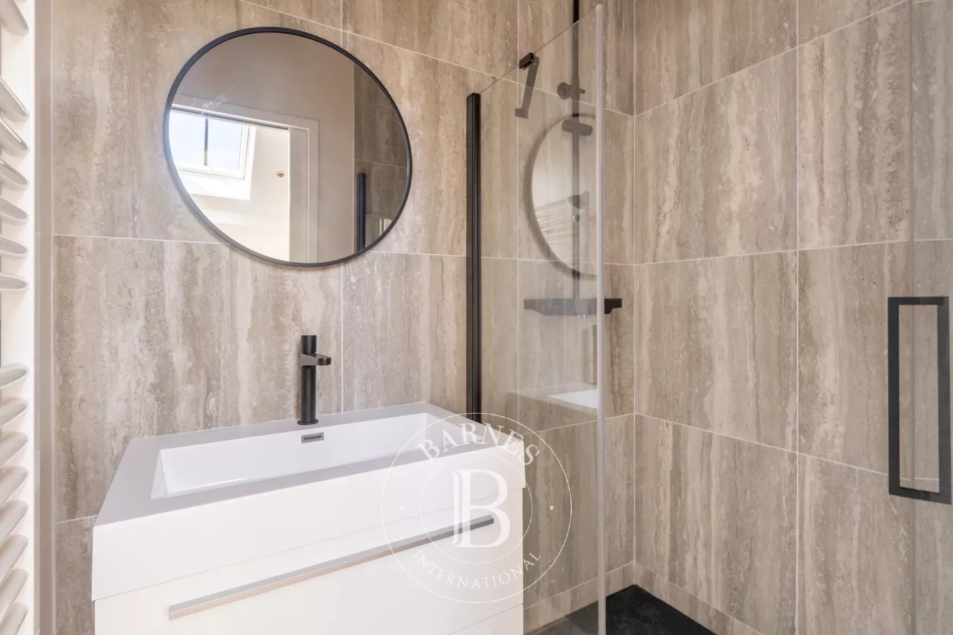 Saint-Germain-en-Laye  - Appartement 5 Pi&egrave;ces 3 Chambres - picture 8