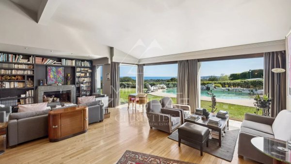 An exceptional villa in the heart of a prestigious estate on the French Riviera – just 12 minutes from Nice International Airport — photo 3