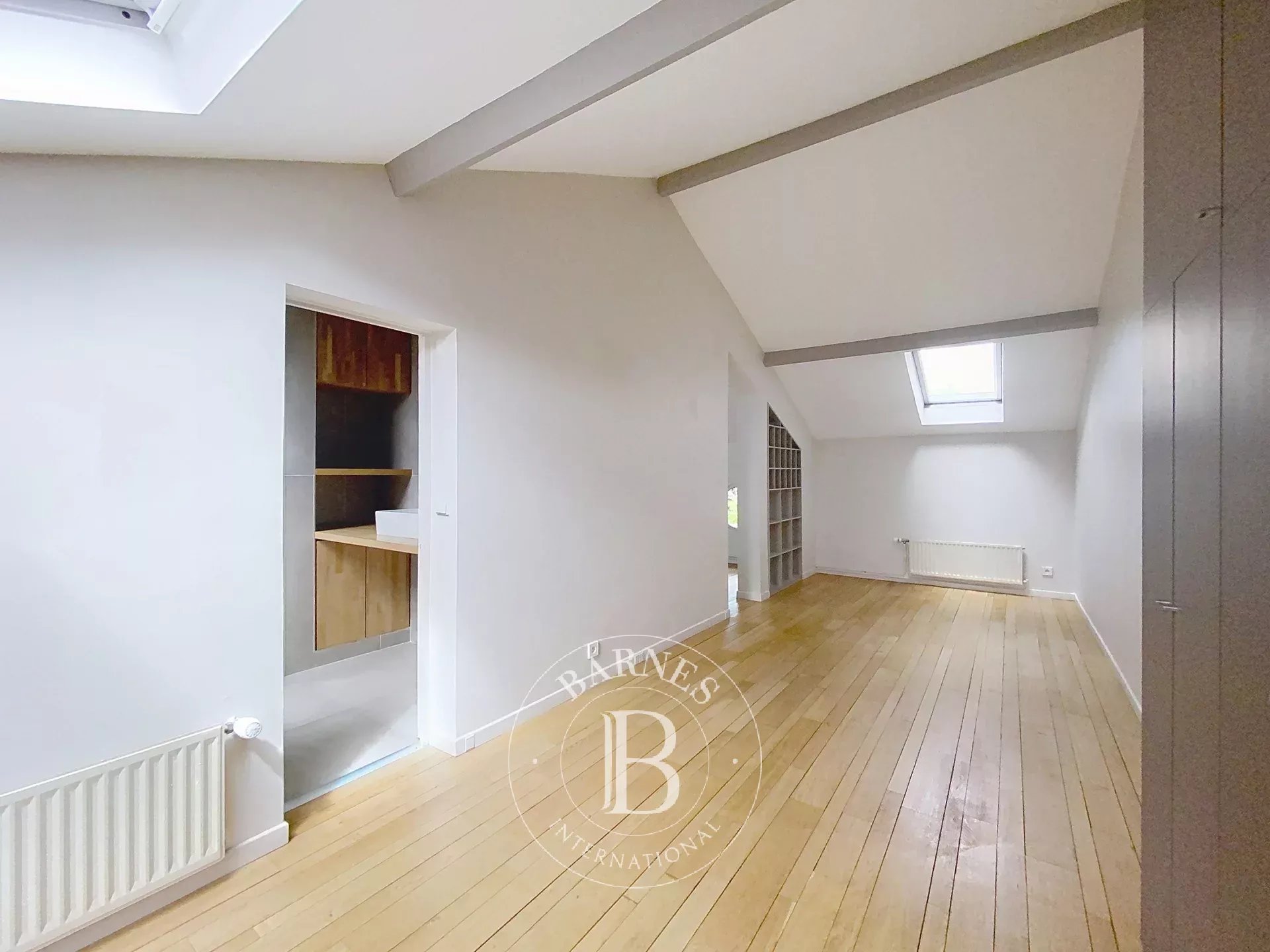 Courbevoie  - Maison 9 Pi&egrave;ces 5 Chambres - picture 17