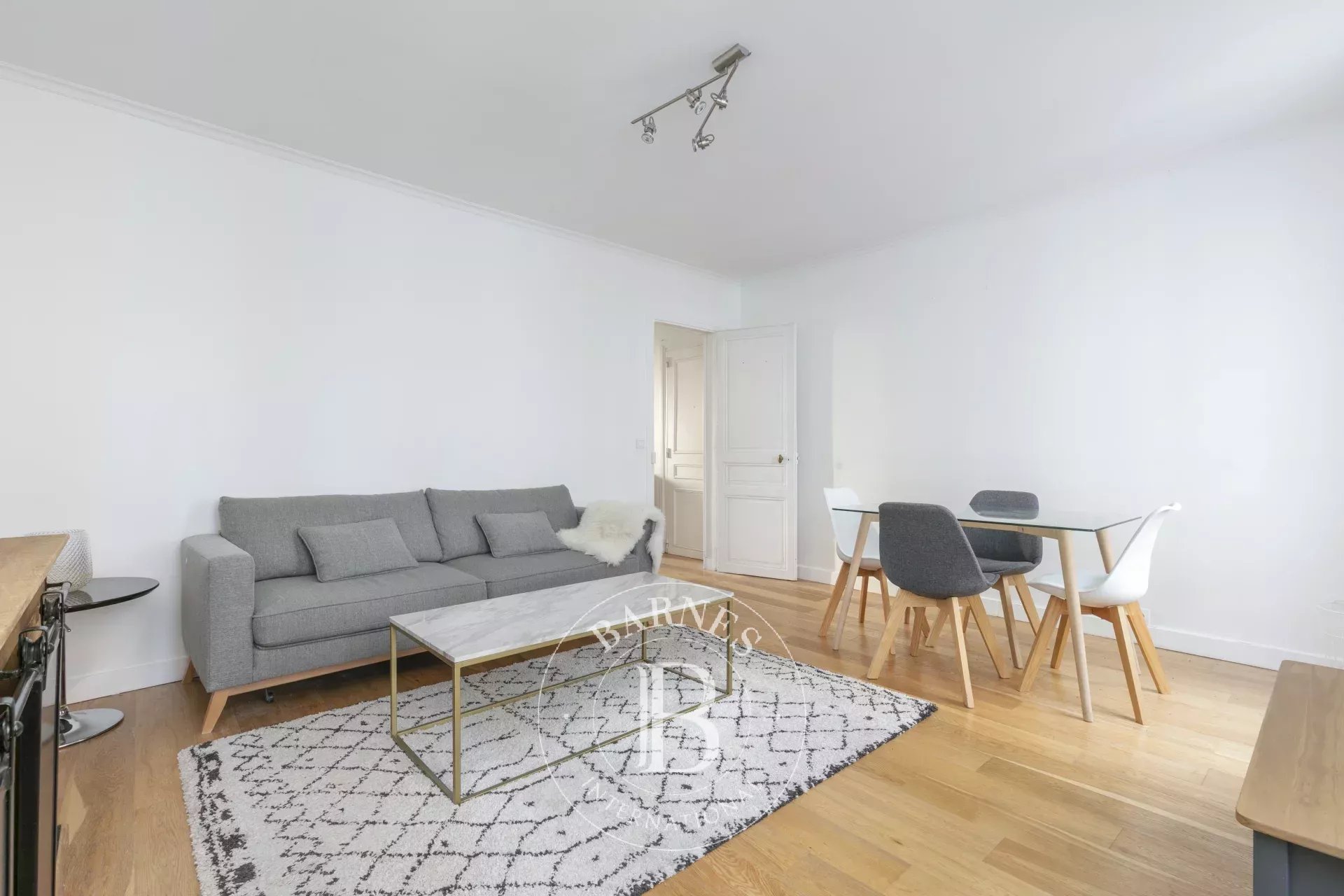 Daire Levallois-Perret