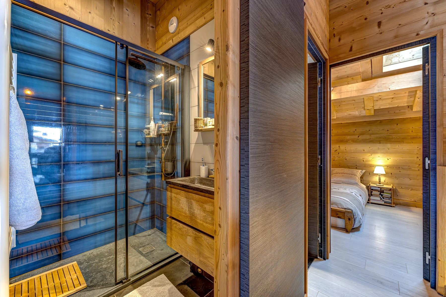Photo of MORZINE - 3 bedroom chalet Morzine