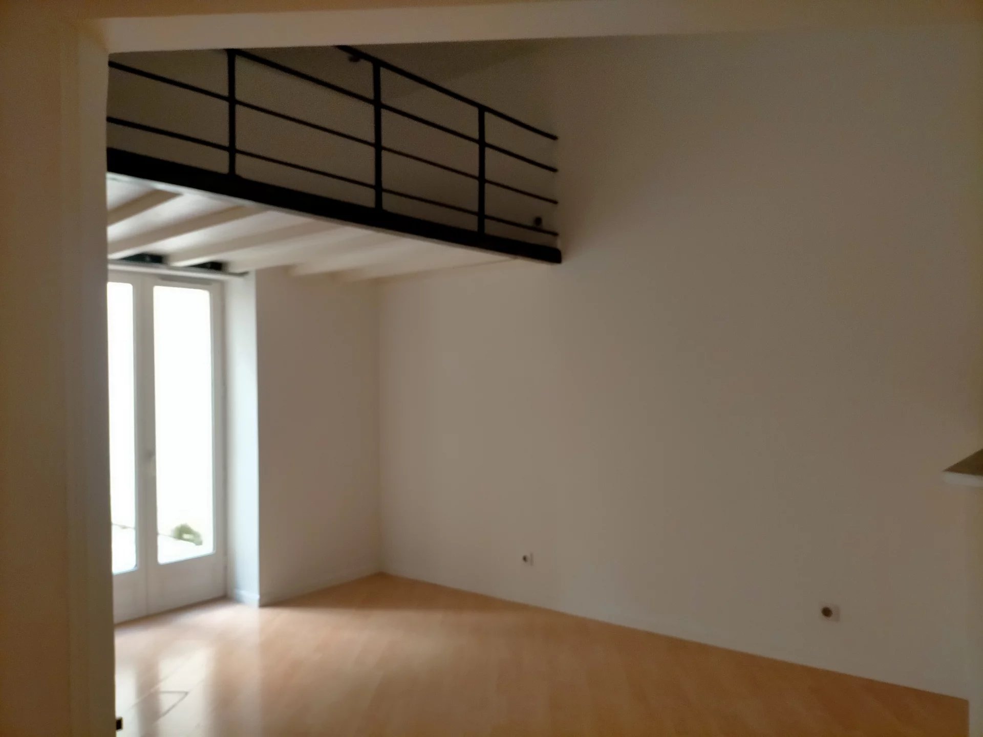 8225909 Location Lyon 7ème