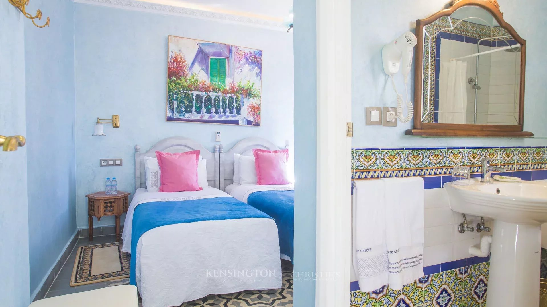 9 Bedroom Villa/Townhouse's Image 23