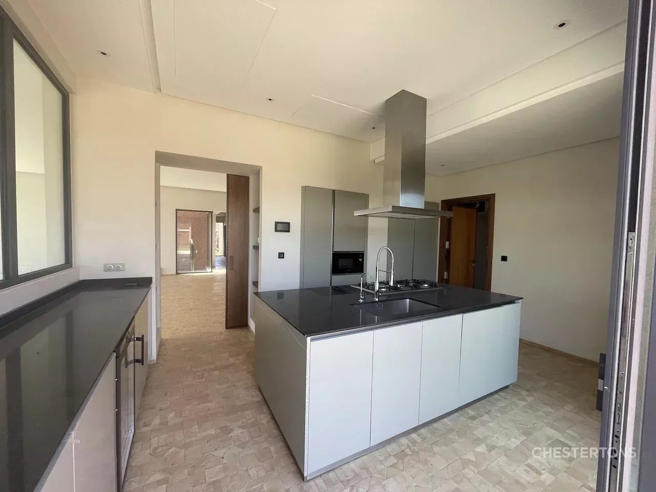  Image of Villa - 4 Bedrooms for Sale in Marrakech-Ménara-Marrakech-Morocco, Image 8