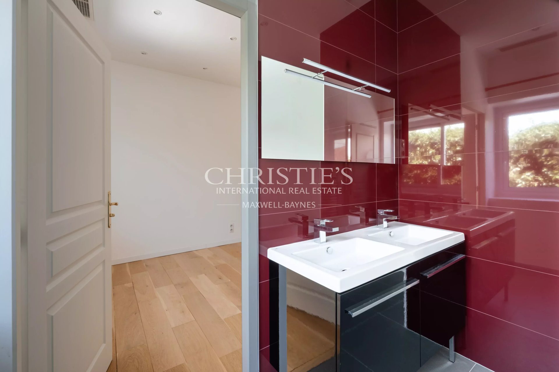 3 Bedroom Apartment/Flat's Image 10
