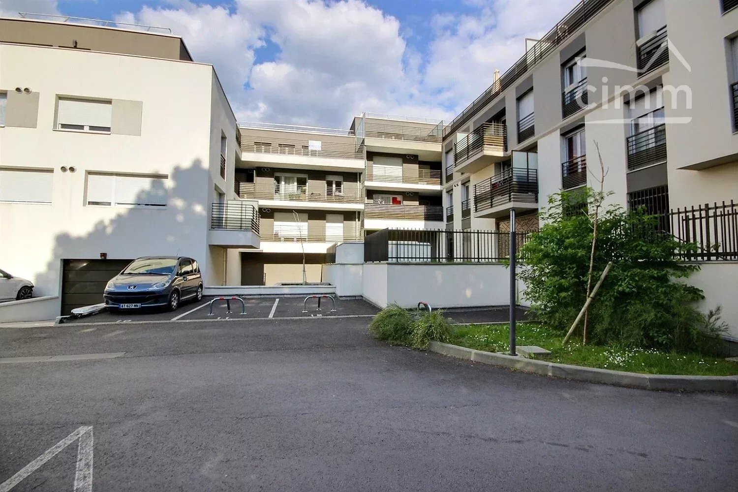 Agence immobilière de 