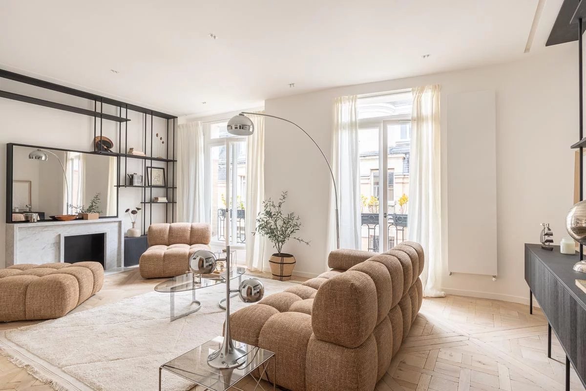 A vendre - Triangle d'or - 3 Suites - Parfait Etat - Clim