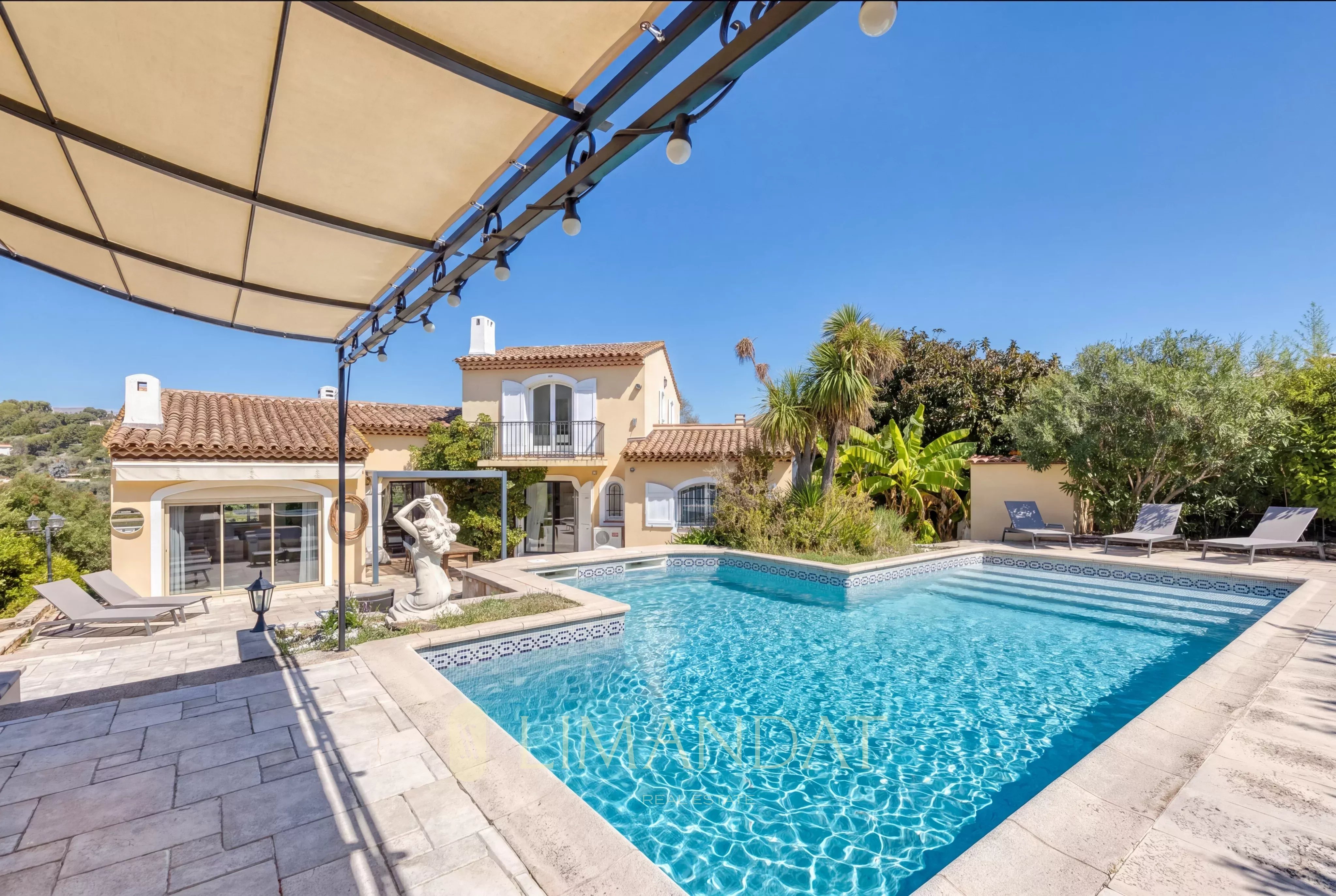 Valbonne – Provençal house renovated with a clear view, 6 bedrooms, swimming pool, and guest house