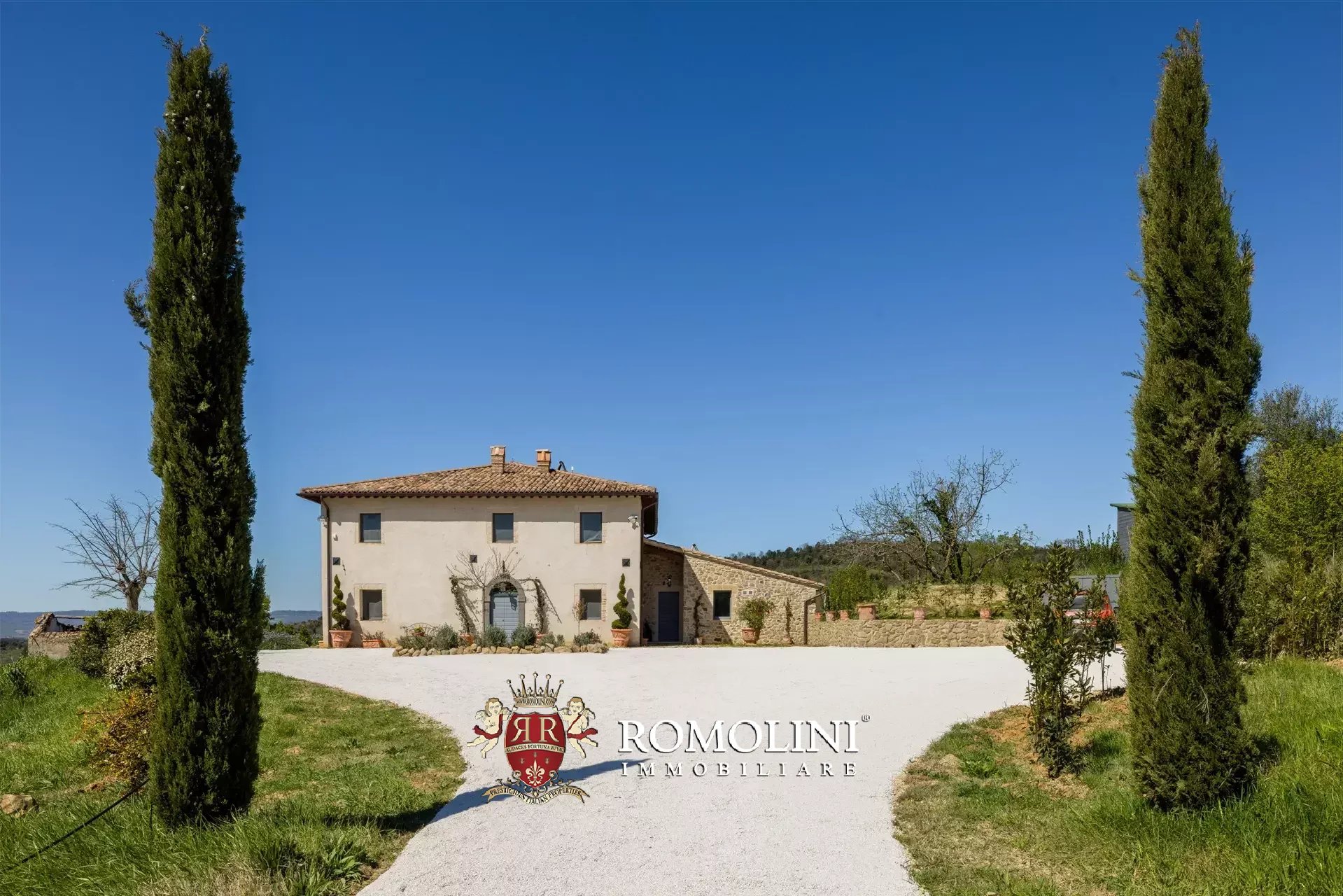 6 Bedroom Villa/Townhouse's Image 28