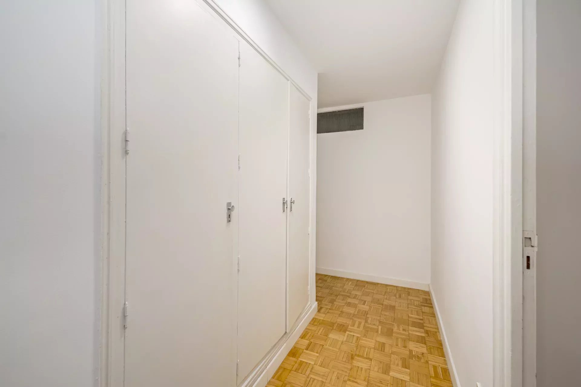 Madrid - Centro – Bright Renovated Exterior Apartment - picture 37