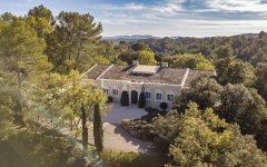 Villa for sale in Callas — photo 1 of 2