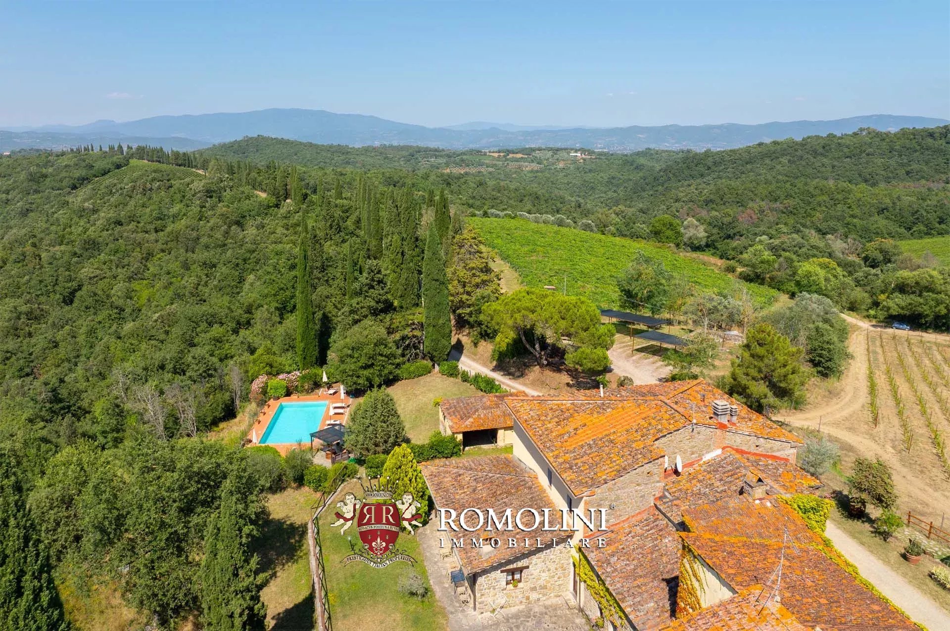 19 Bedroom Vineyard's Image 14