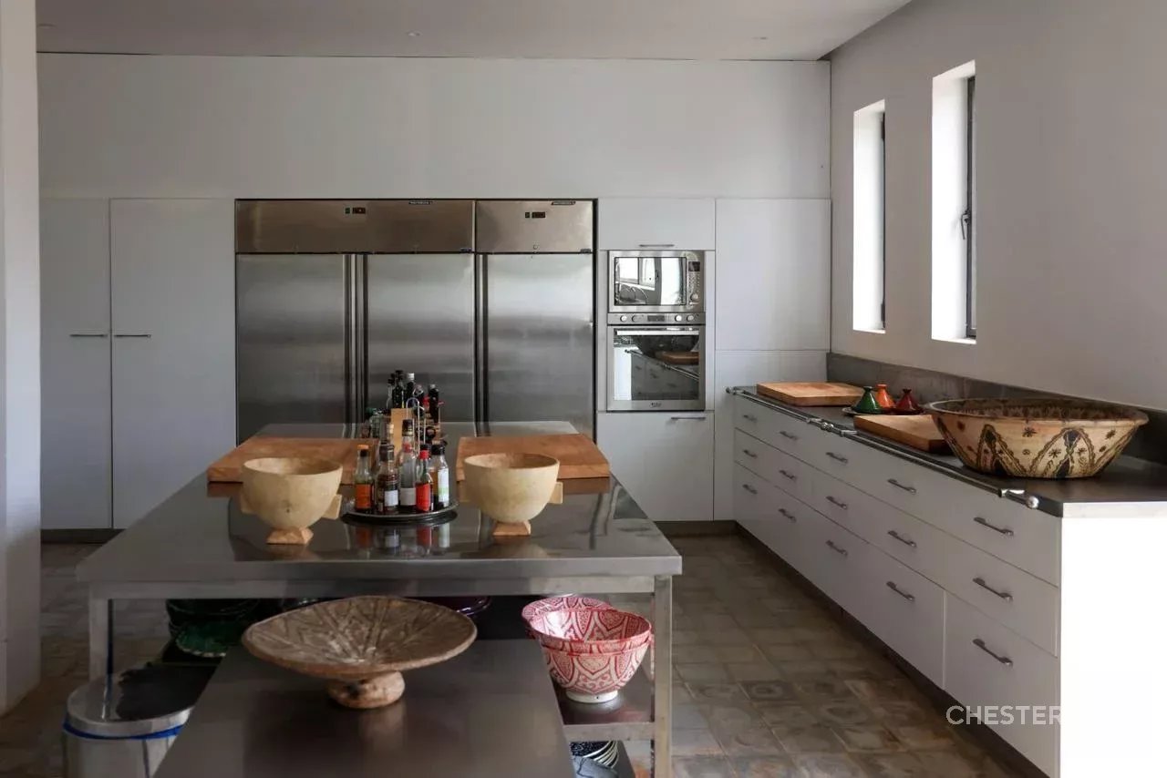 Image of Villa - 4 Bedrooms for Rental in Marrakech-Ménara-Marrakech-Morocco, Image 11