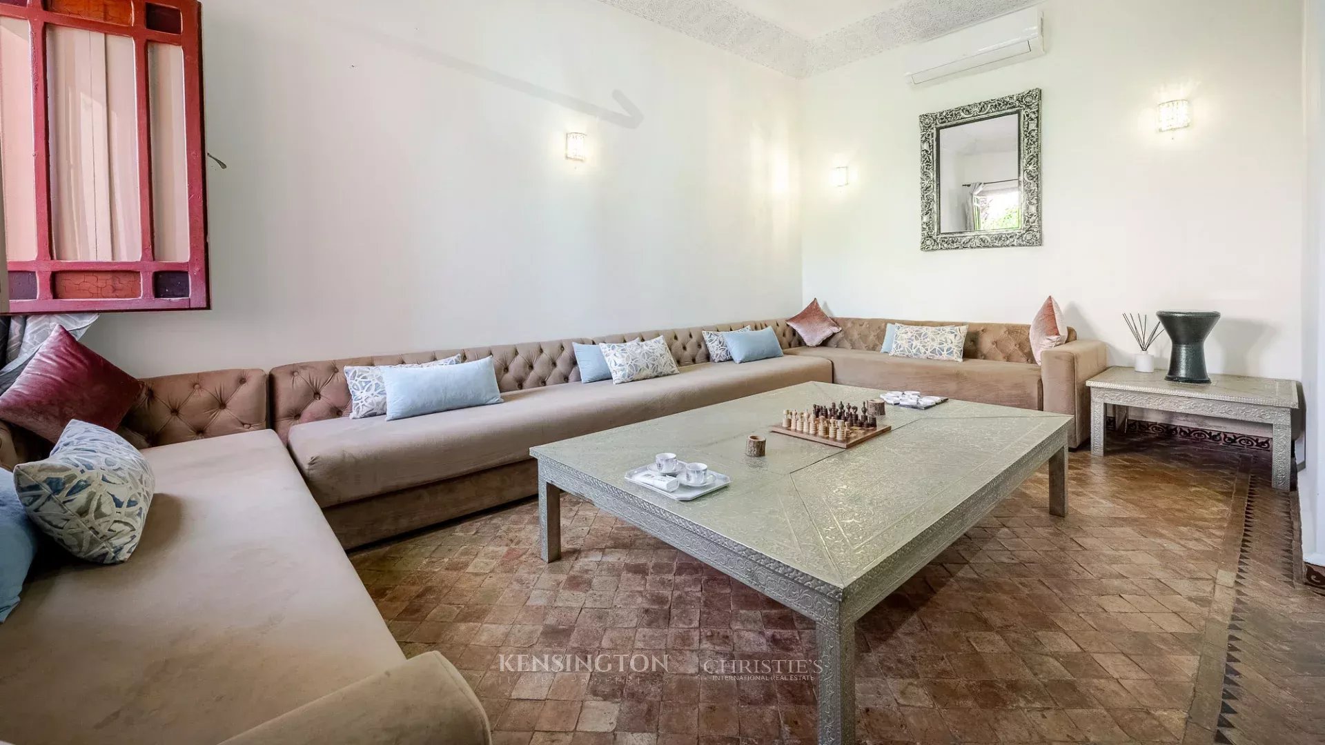 4 Bedroom Villa/Townhouse's Image 8