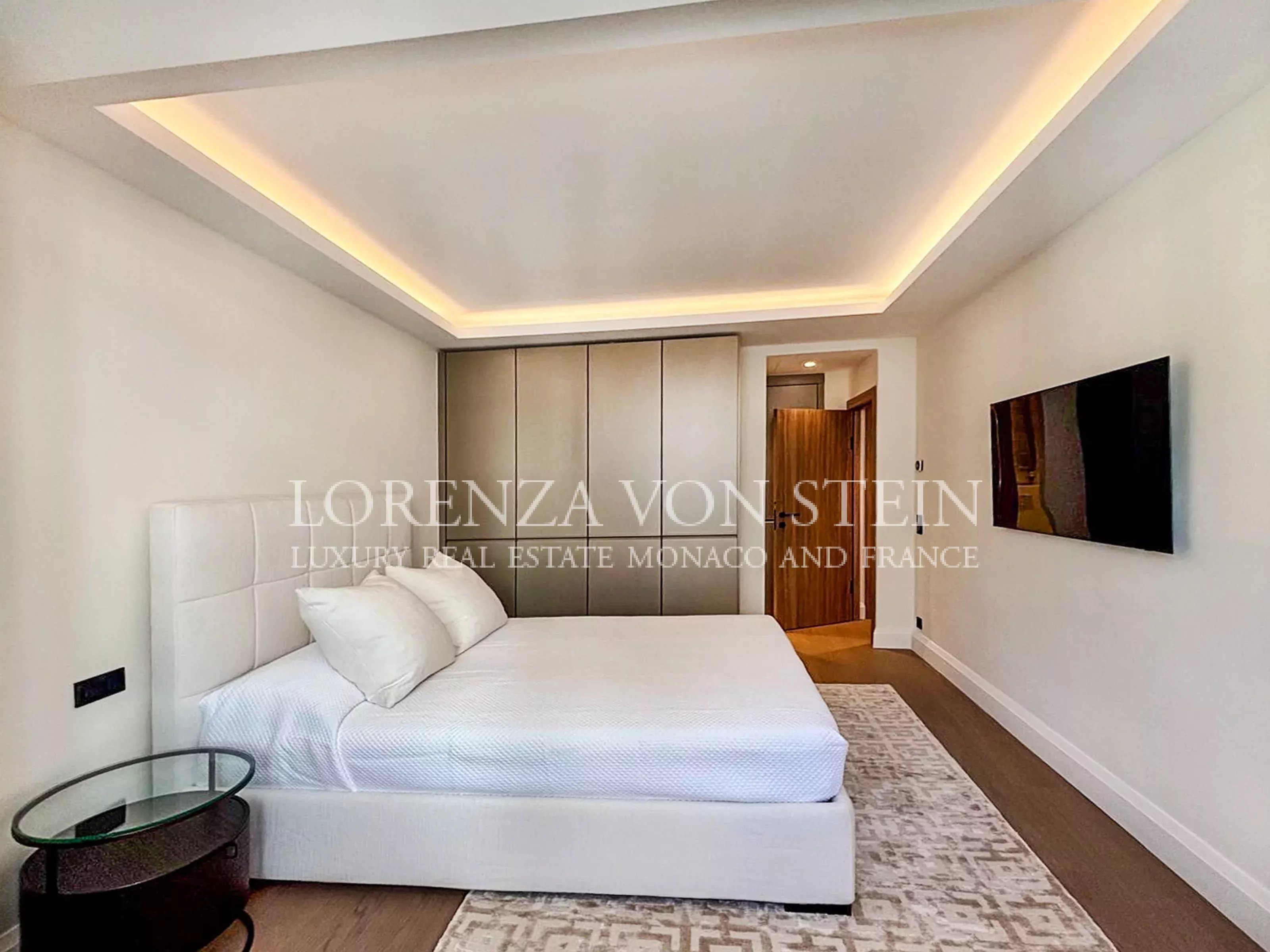 Clé en main : Le Roqueville - Trois pièces meublé et rénové