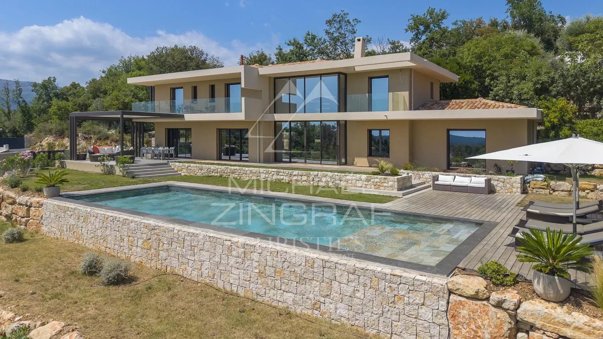 5 Bedroom Villa/Townhouse's Image 13