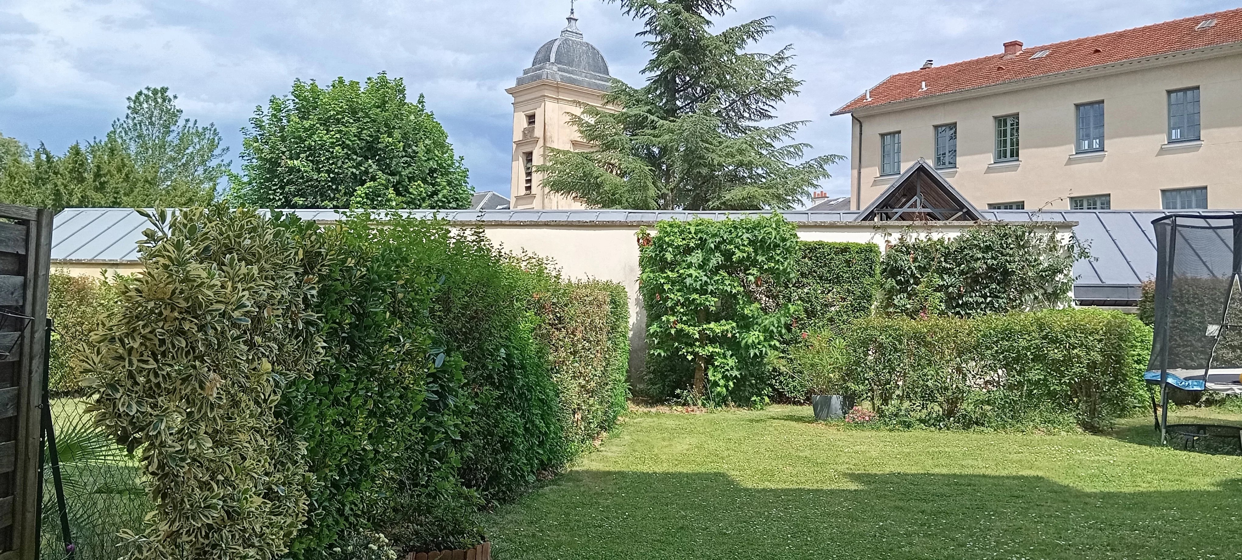 VERSAILLES MONTREUIL - Appartement avec jardin (PMR)