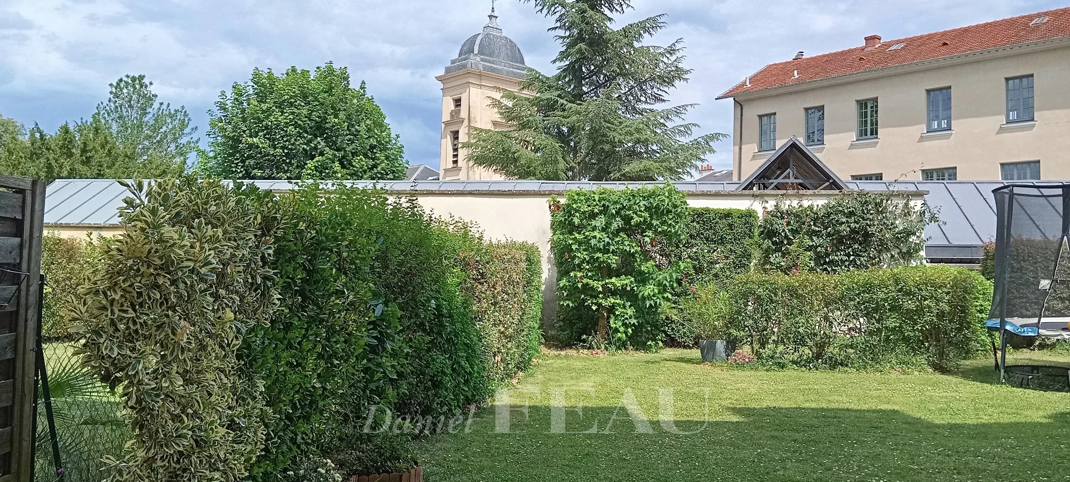 VERSAILLES MONTREUIL - Appartement avec jardin (PMR)