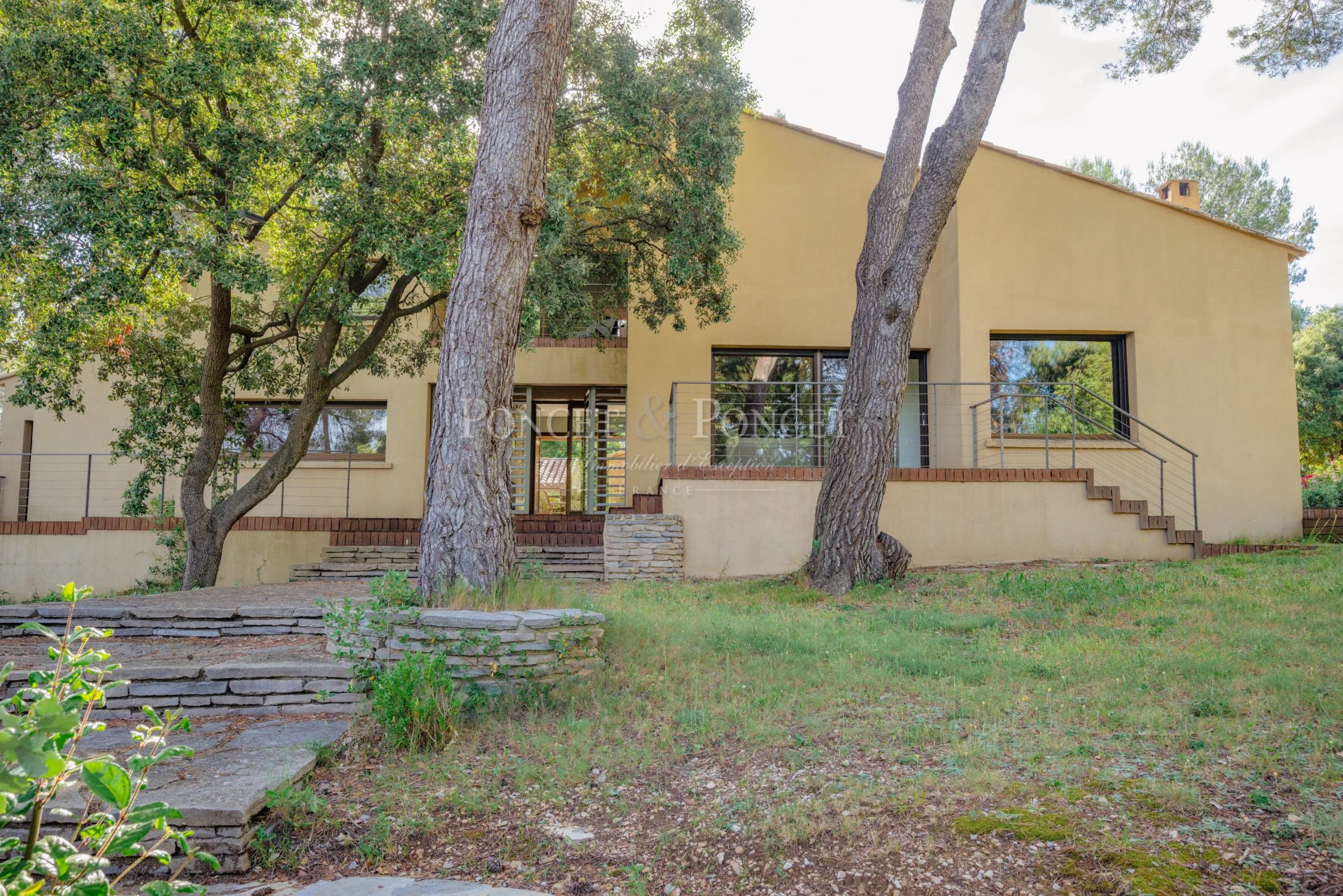 6 Bedroom Villa/Townhouse's Image 6