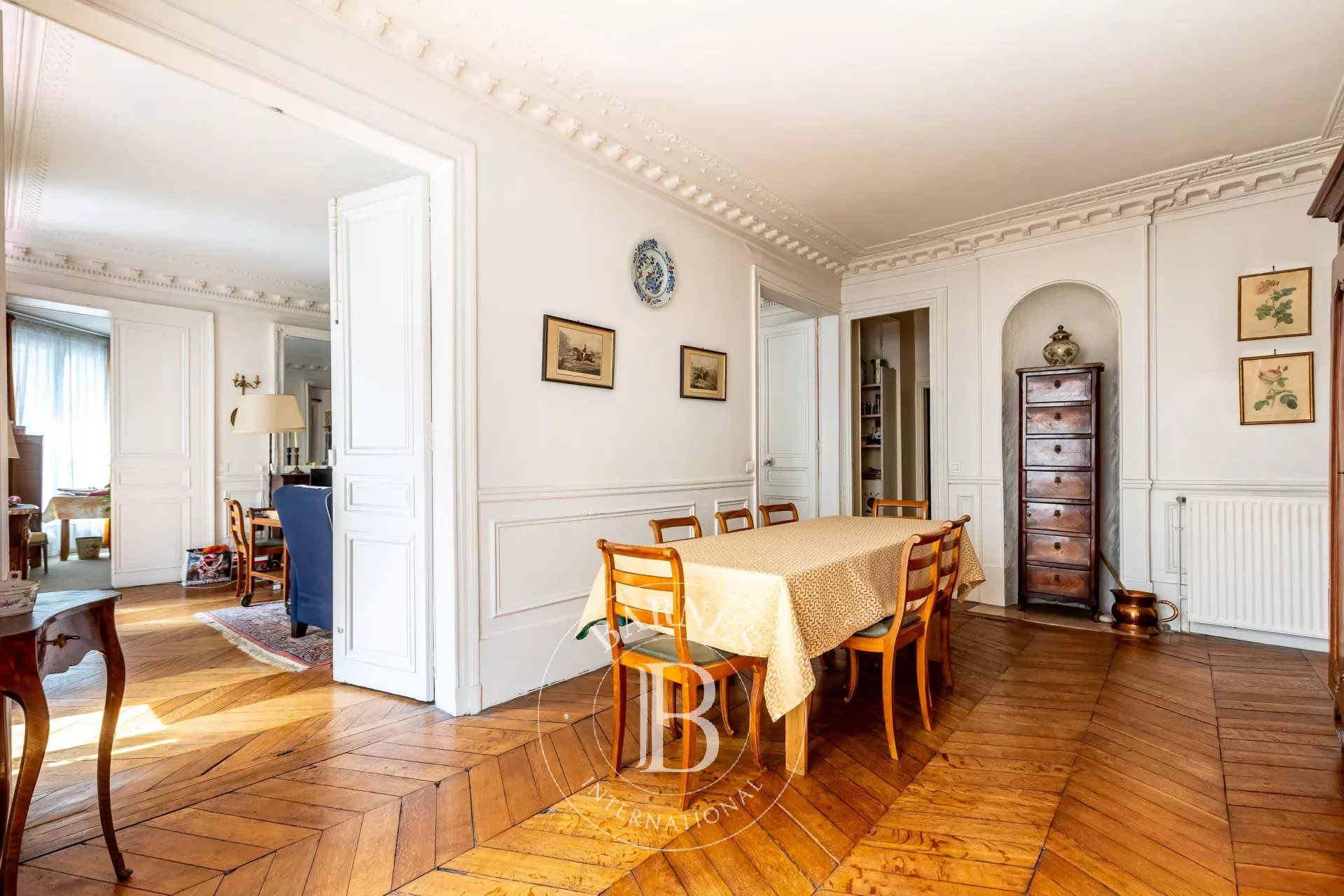 Paris  - Appartement 4 Pi&egrave;ces 2 Chambres - picture 4