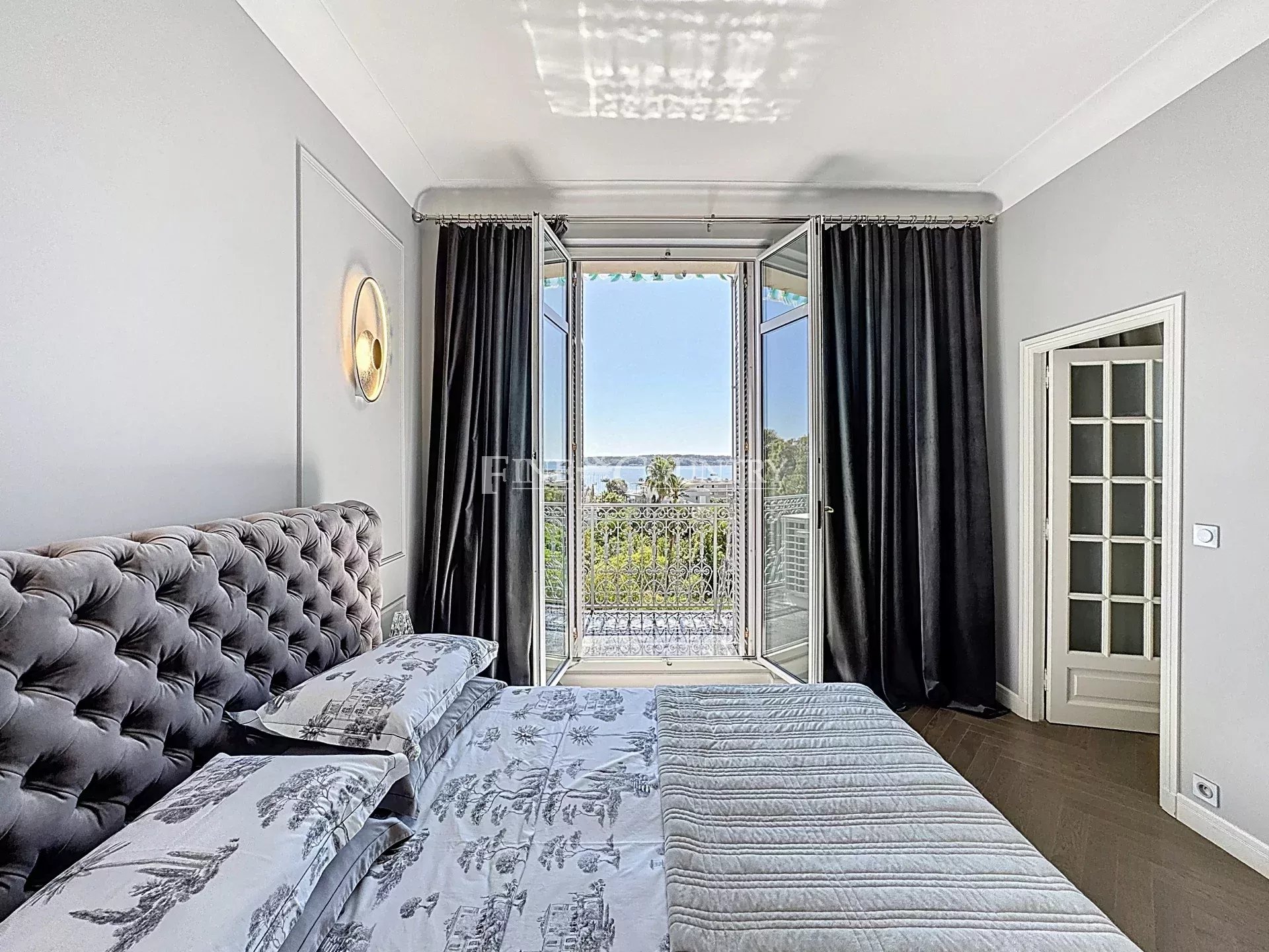 Photo of Sea View apartment for sale in Cannes