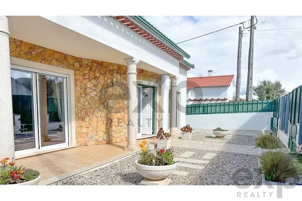 Magnífica moradia T3 em Aljubarrota, o refúgio perfeito para quem procura a tranquilidade da vida no campo
