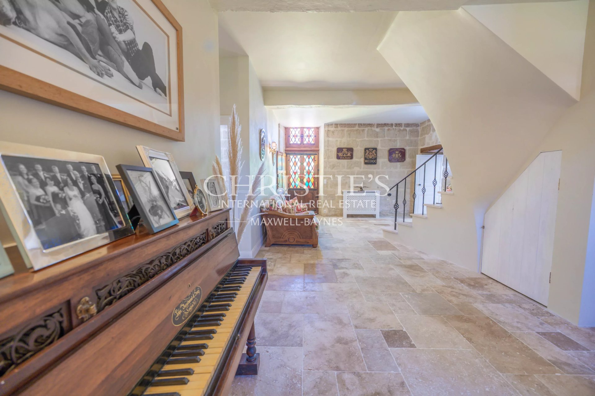 5 Bedroom Villa/Townhouse's Image 18
