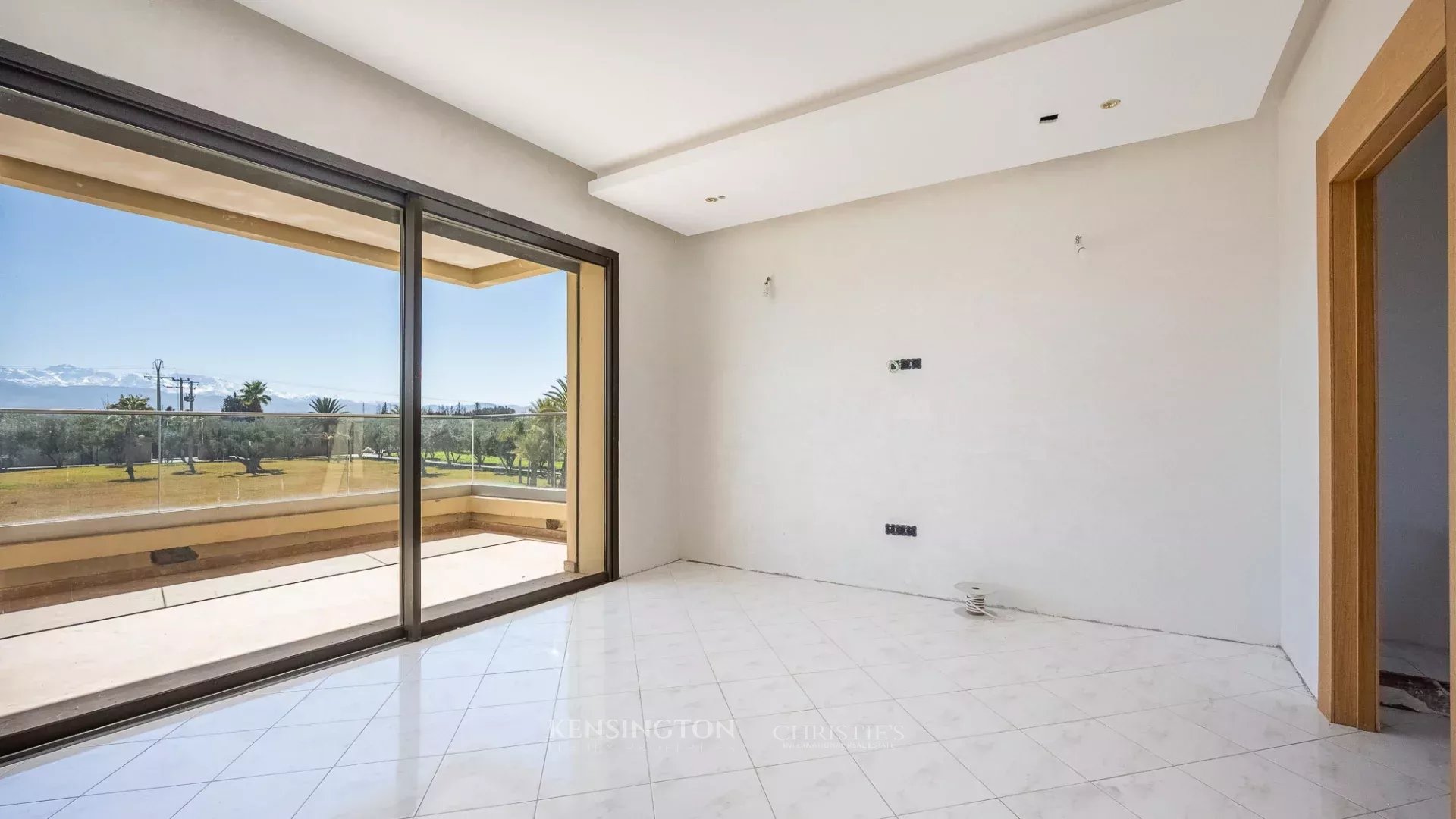 7 Bedroom Villa/Townhouse's Image 32