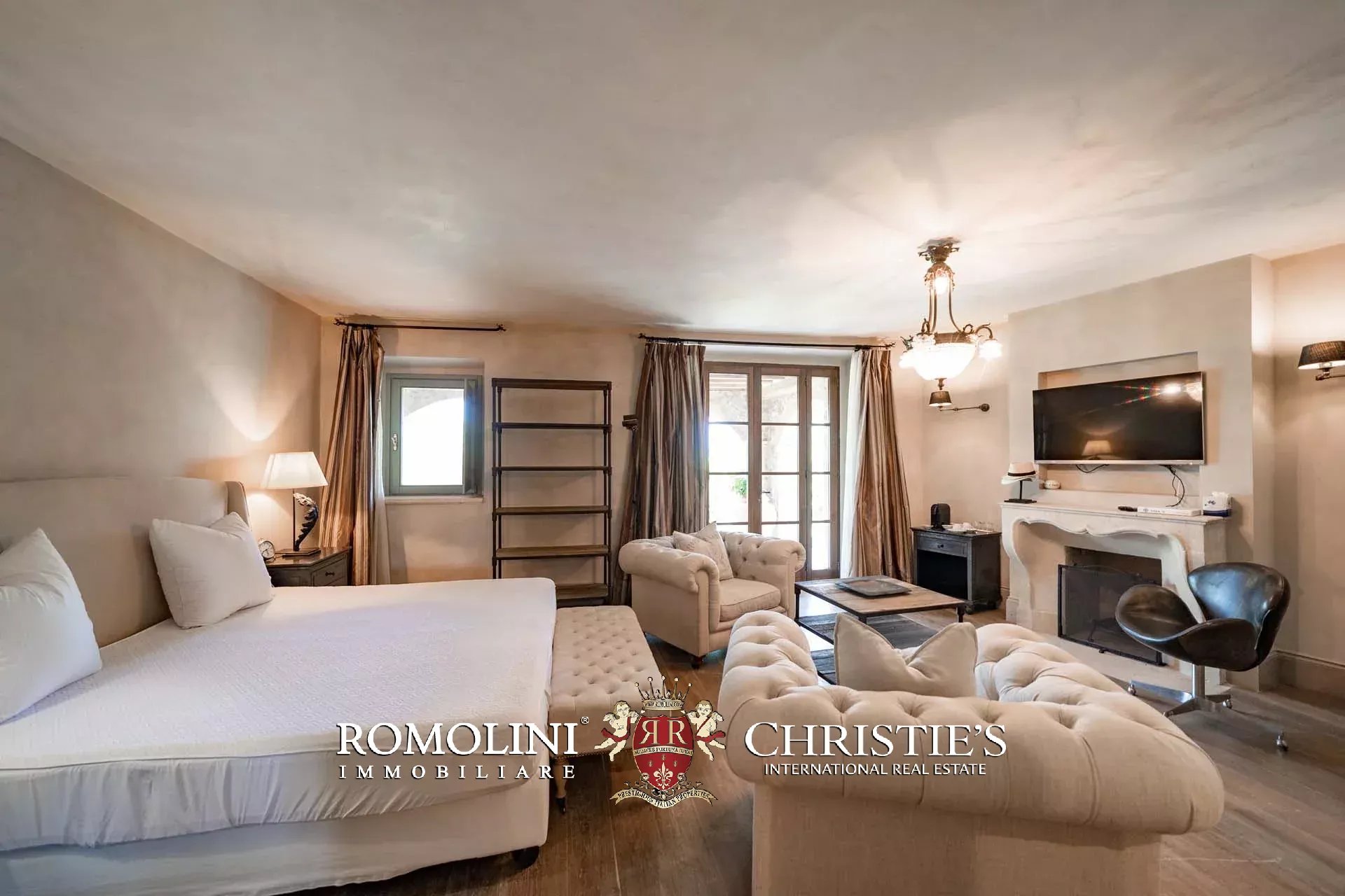 17 Bedroom Villa/Townhouse's Image 104