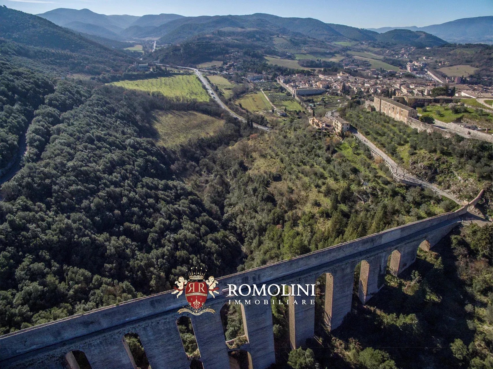 15 Bedroom Villa/Townhouse's Image 8